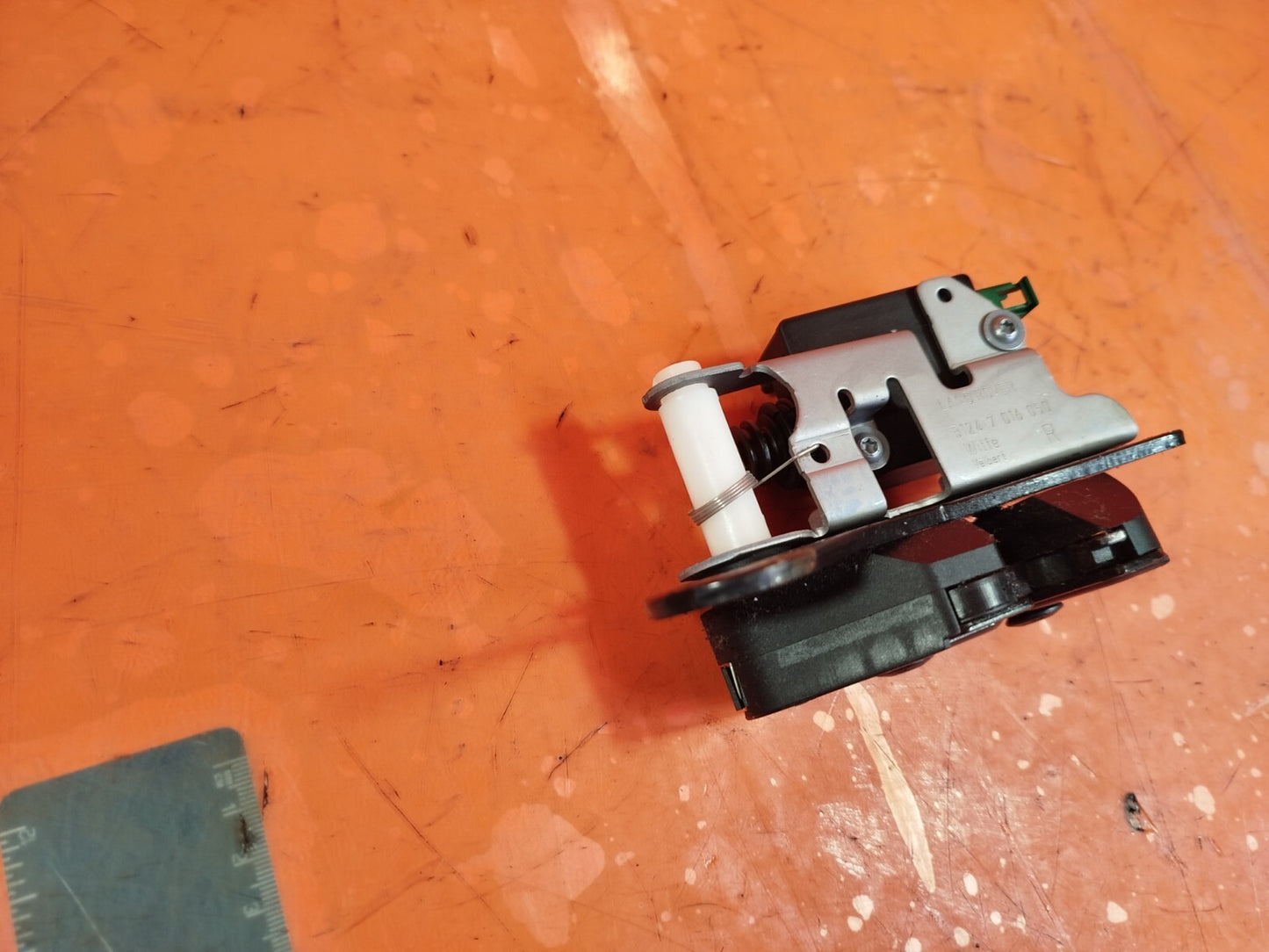 ✅Land Rover Discovery 4 2011 L319 3.0 Diesel RIGHT BOOTLID LOCK ACTUATOR 7016050