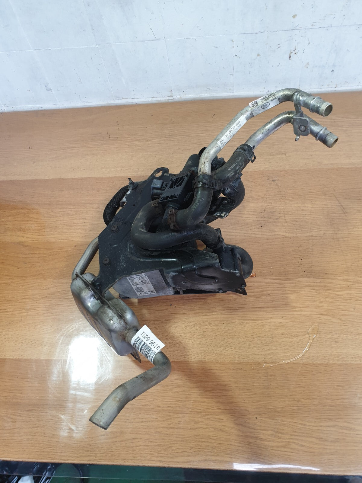 ✅JAGUAR F-PACE X761 3.0 PETROL 2017 WEBASTO WATER PREHEATER PUMP HK8318K463BB