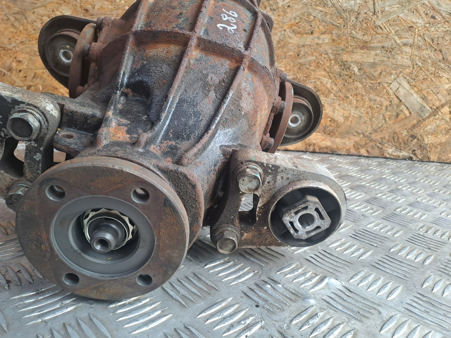 ✅SSANGYONG RODIUS TURISMO 2.2 DIESEL 2017 REAR DIFF DIFFERENTIAL K4311521020