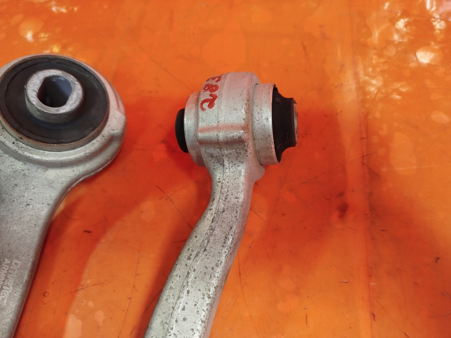 ✅MERCEDES C250 W204 2.1 DIESEL 2011 FRONT CONTROL ARMS PAIR ARM0060L Warranty
