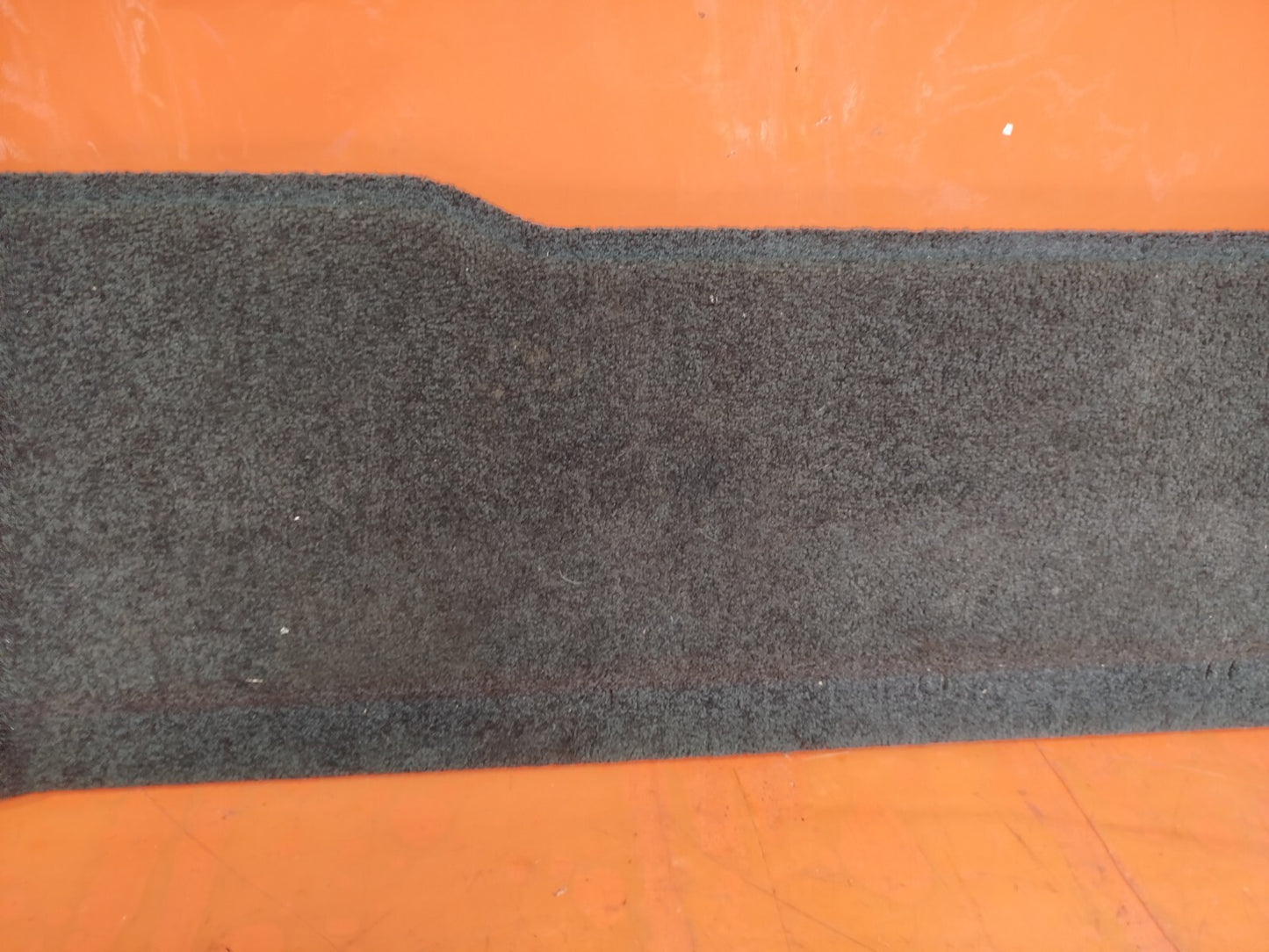 ✅RANGE ROVER VOGUE L322 4.4 PETROL 2005 TAILGATE LOWER CARPET PANEL 5149-8264012