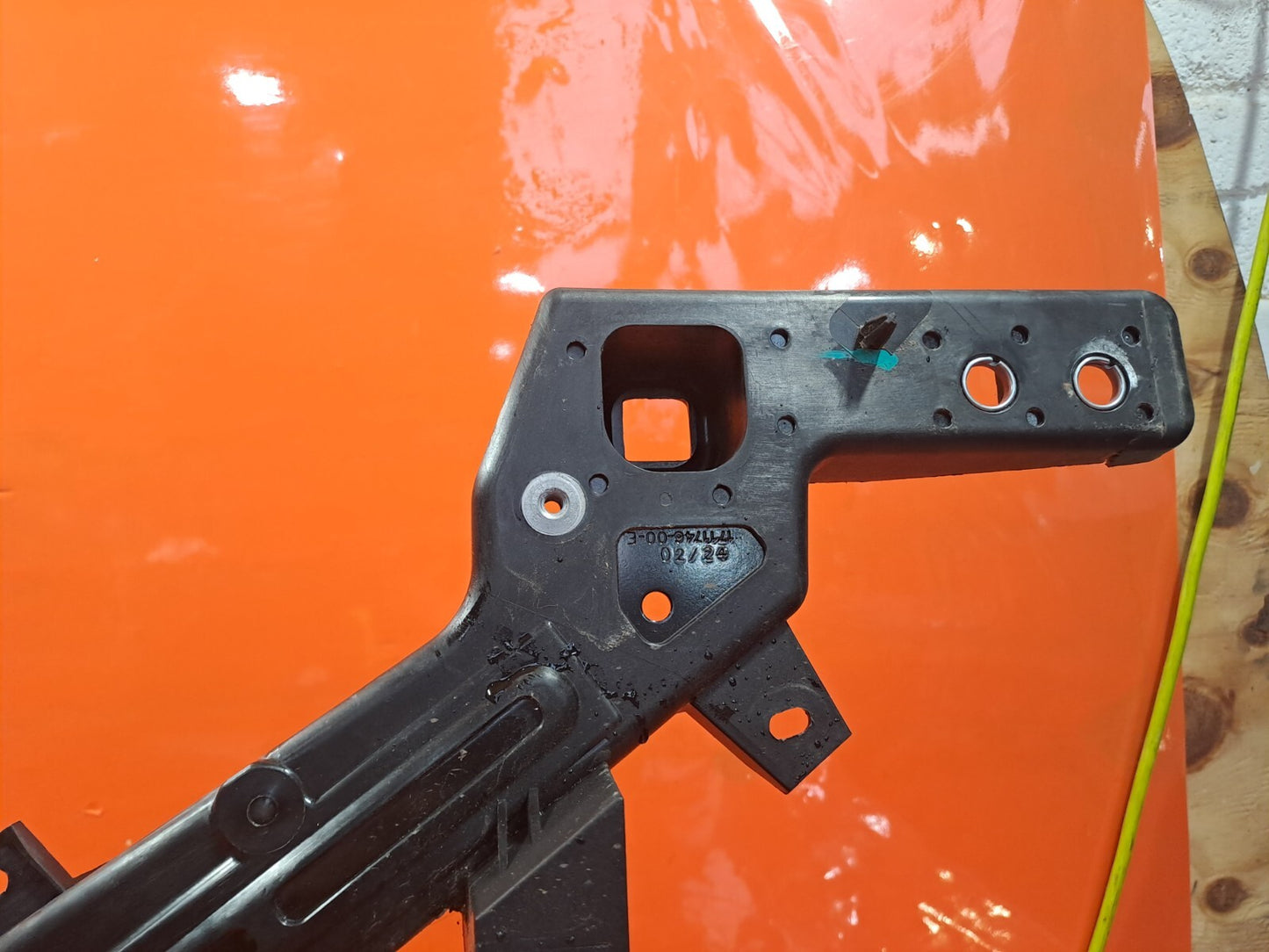 TESLA Model 3 Long 2024 Front Subframe 1801911-00-D 1711746-00-E 1711747-00-E
