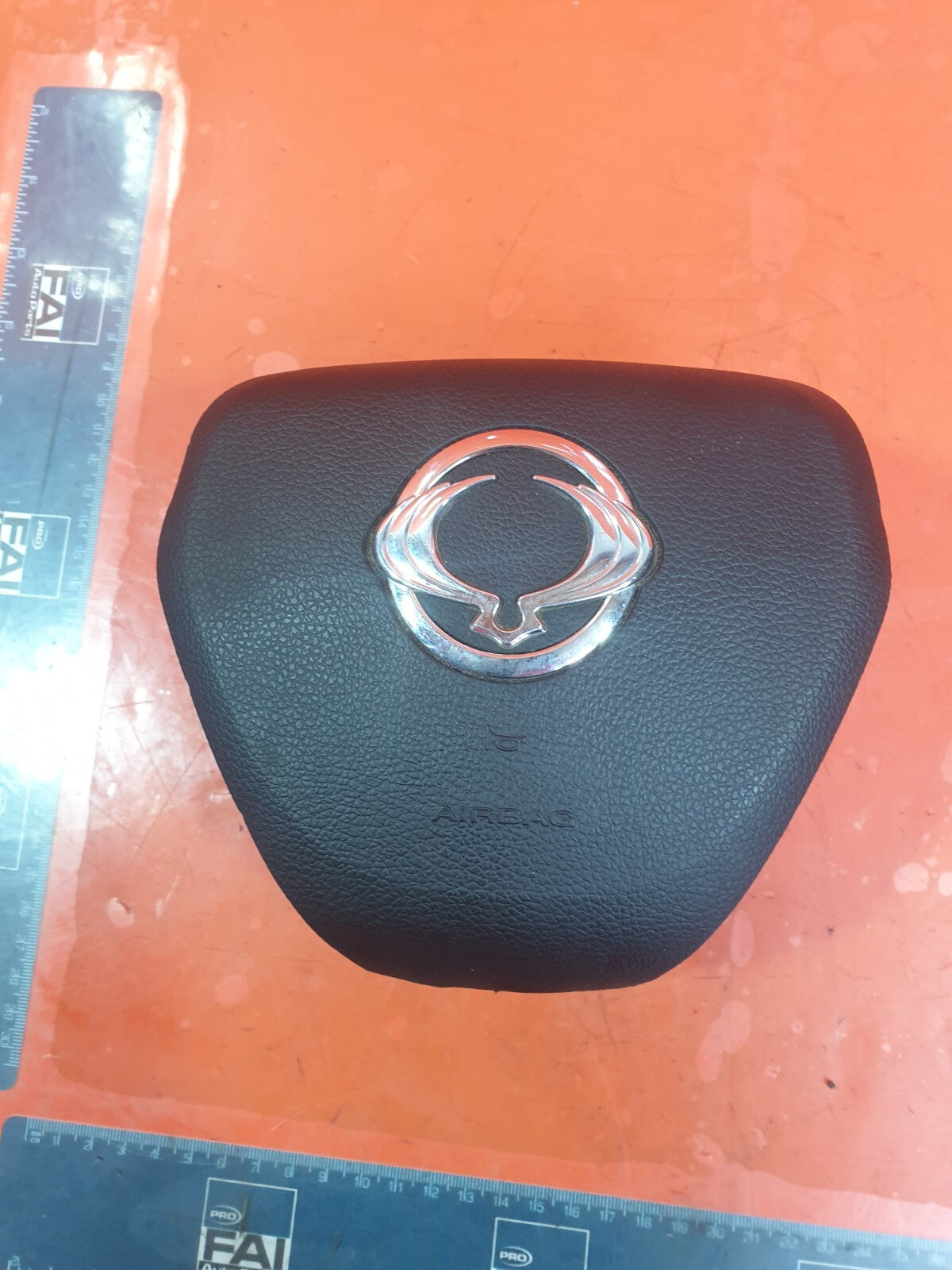 SSANGYONG TIVOLI ELX 1.6 PETROL 2015 MULTIFUNCTION STEERING WHEEL 86201-35500