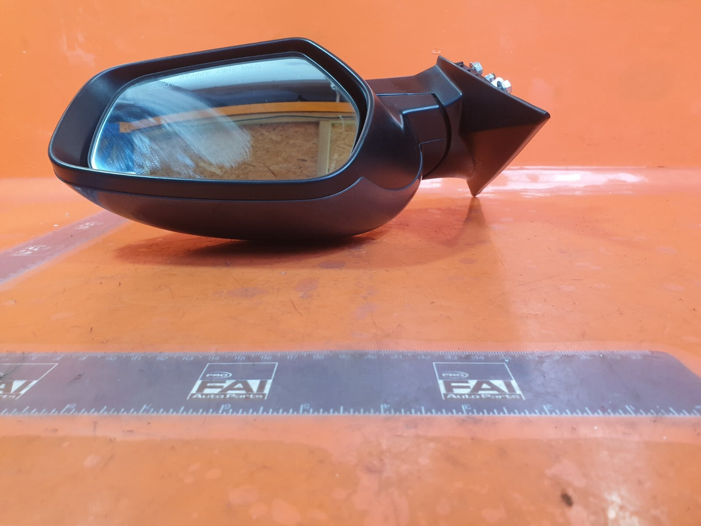 SSANGYONG TIVOLI ELX 1.6 PETROL 2015 FRONT RIGHT MIRROR GREY Warranty A221