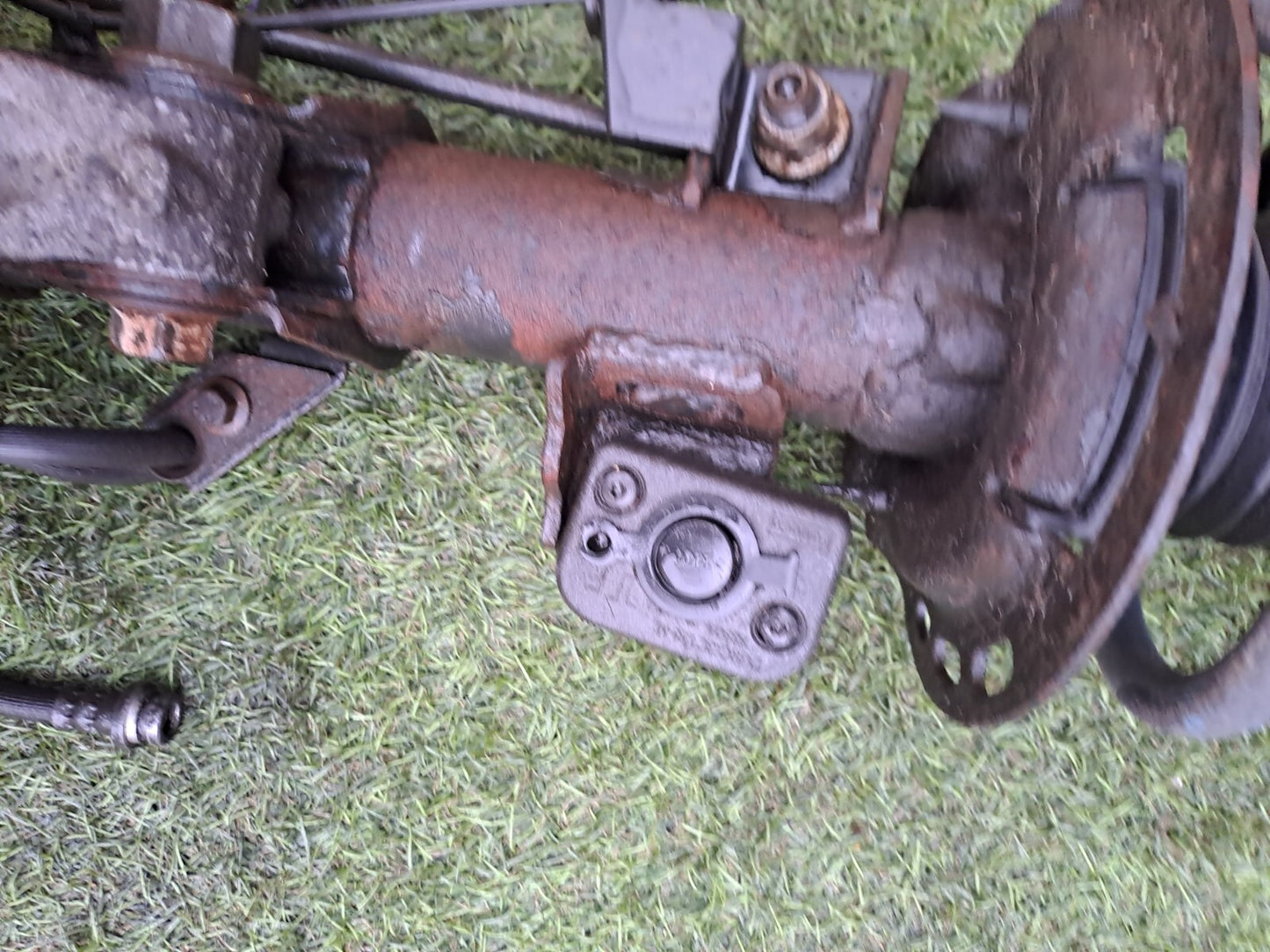 ✅2016 FORD MONDEO MK5 2.0TDCI SUSPENSION LEG HUB FRONT RIGHT + WARRANTY A259