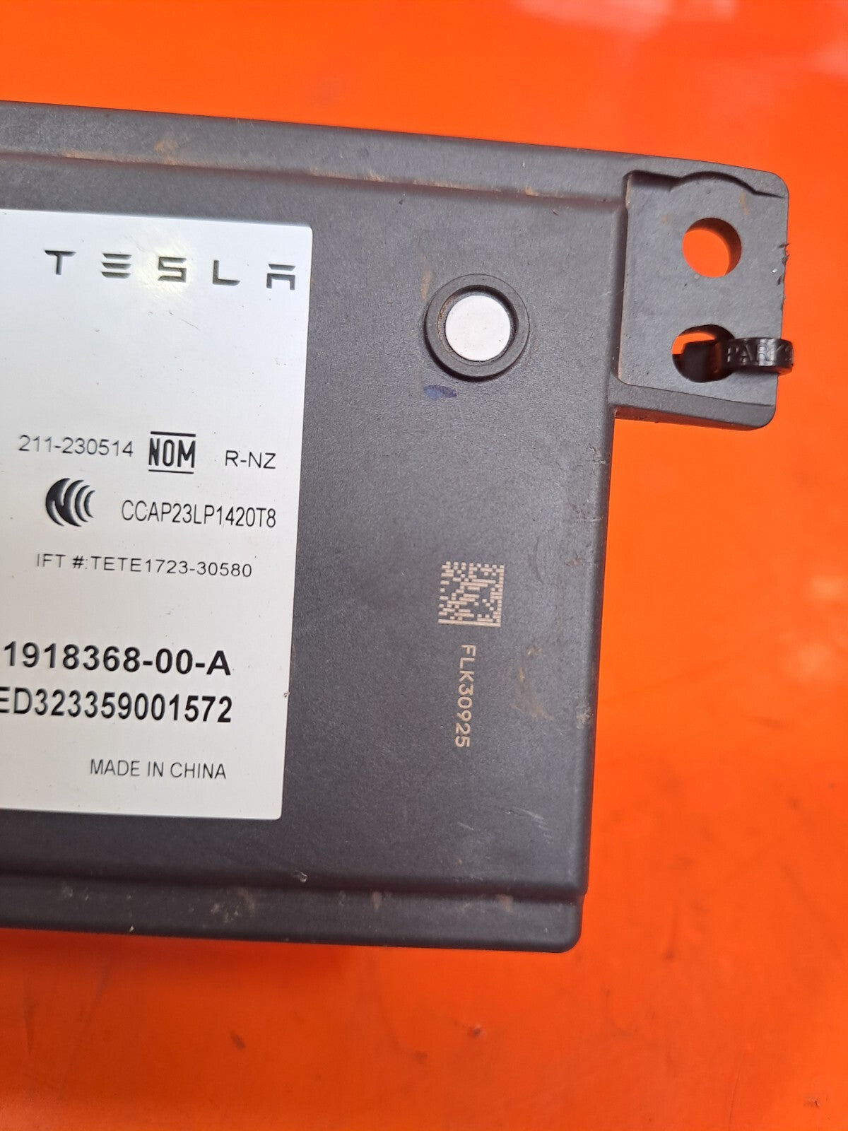 TESLA MODEL 3 LONG 2024 REAR BUMPER MODULE 1918368-00-A Warranty A207