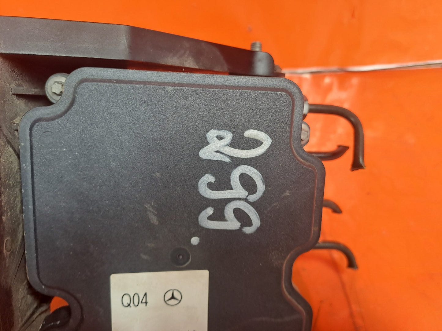 ✅MERCEDES B180 W246 1.8 DIESEL 2012 ABS PUMP CONTROL MODULE A0084317512 A299