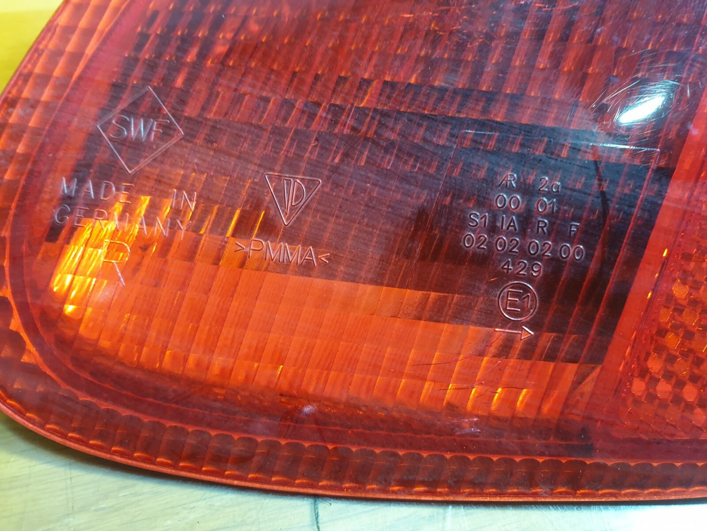 ✅2002 PORSCHE BOXTER 986 2.7P REAR RIGHT TAIL LIGHT + WARRANTY A129
