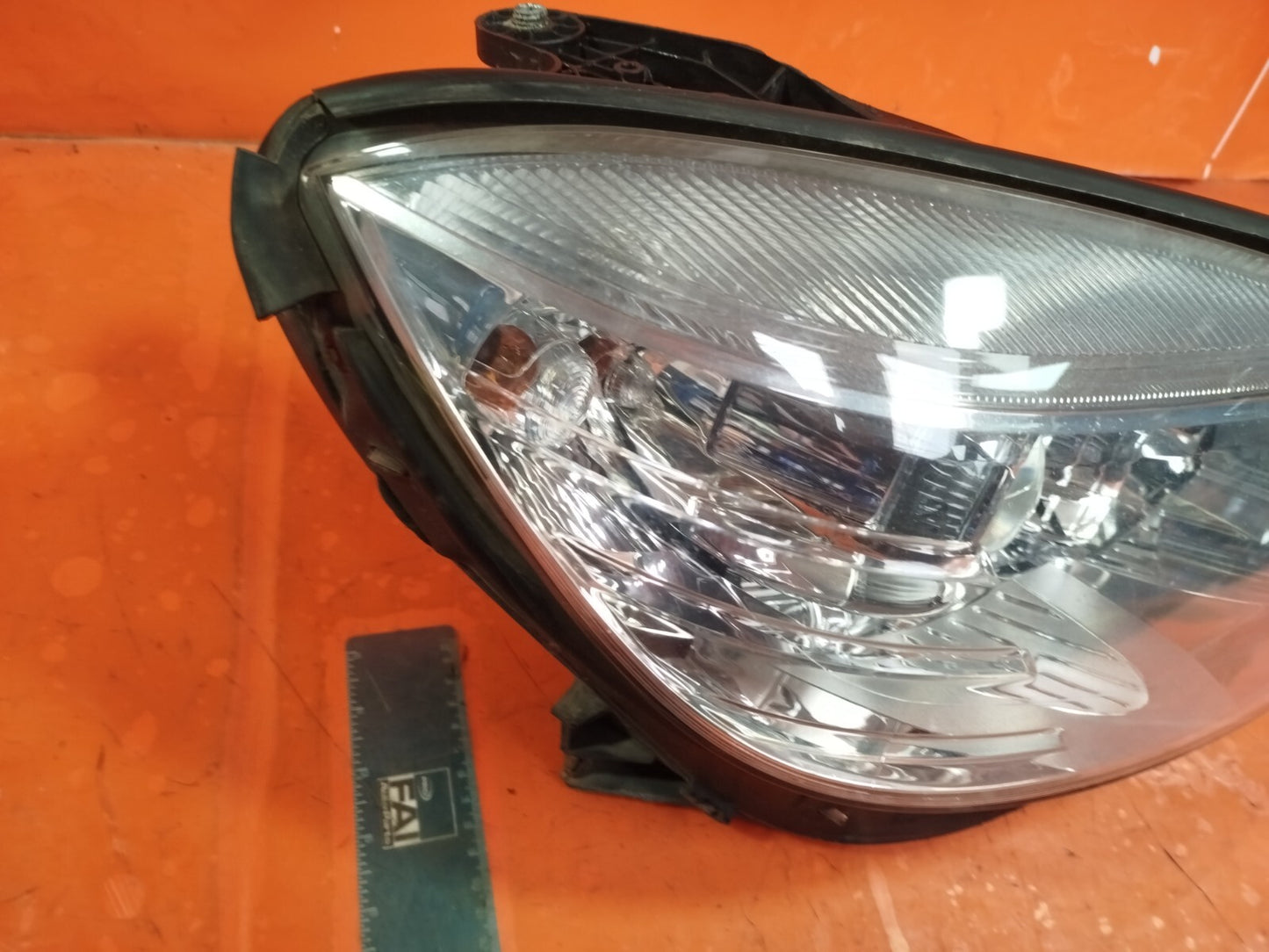 ✅2011 MERCEDES C CLASS W204 FRONT RIGHT HEADLIGHT A2048208661 + WARRANTY
