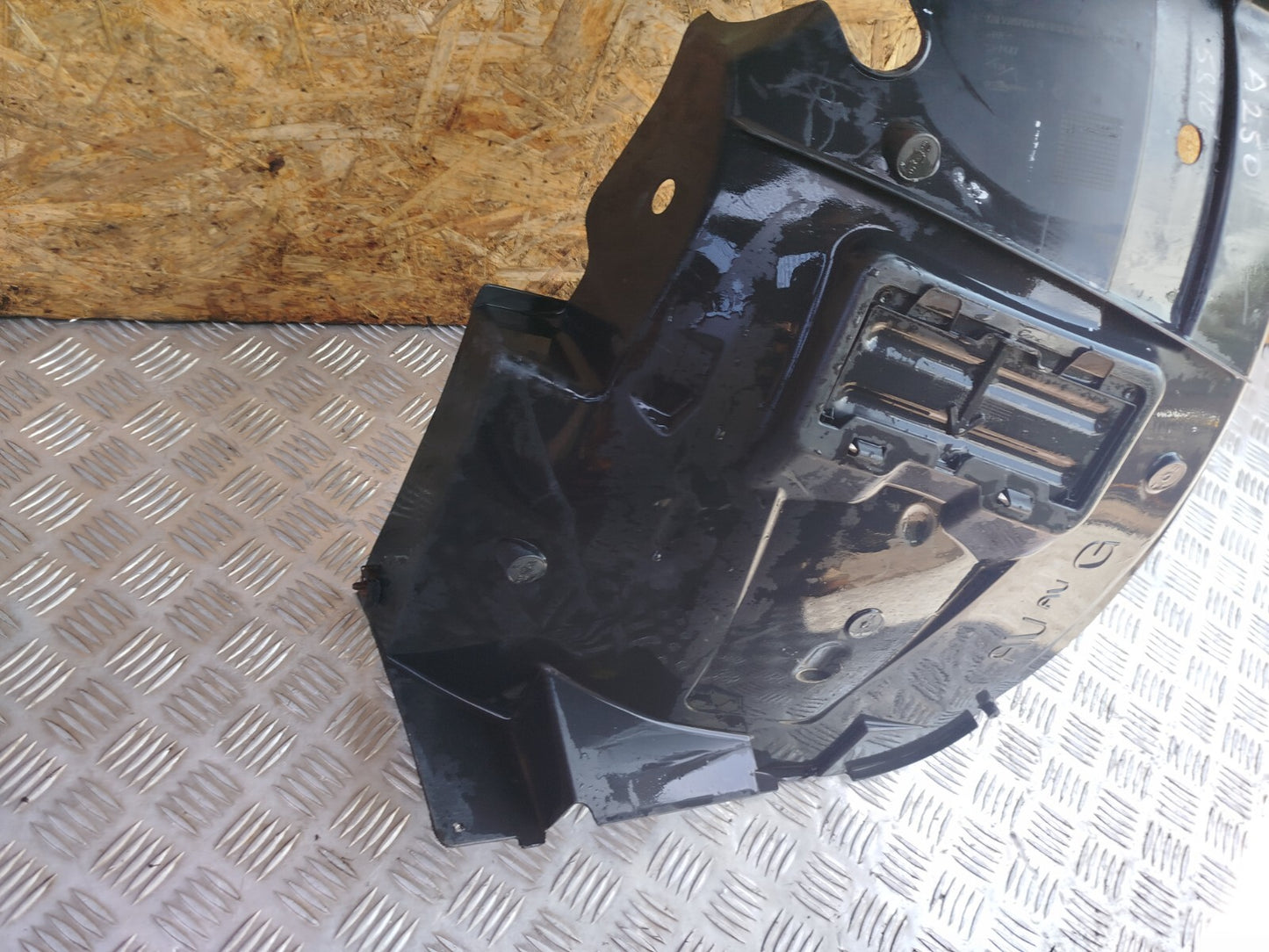 ✅Renault Trafic III Sl27 1.6 Diesel 2015 REAR RIGHT WHEEL ARCH LINER 93867899