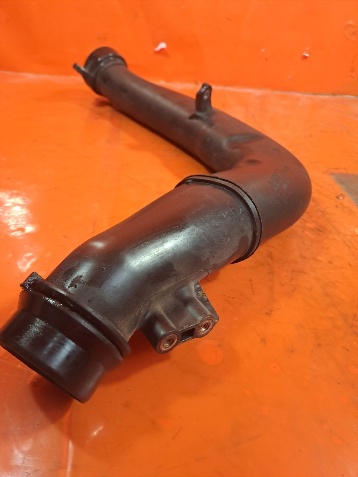 ✅MERCEDES B180 W246 1.8 DIESEL 2012 INTERCOOLER AIR INTAKE PIPE A6510901737 A299