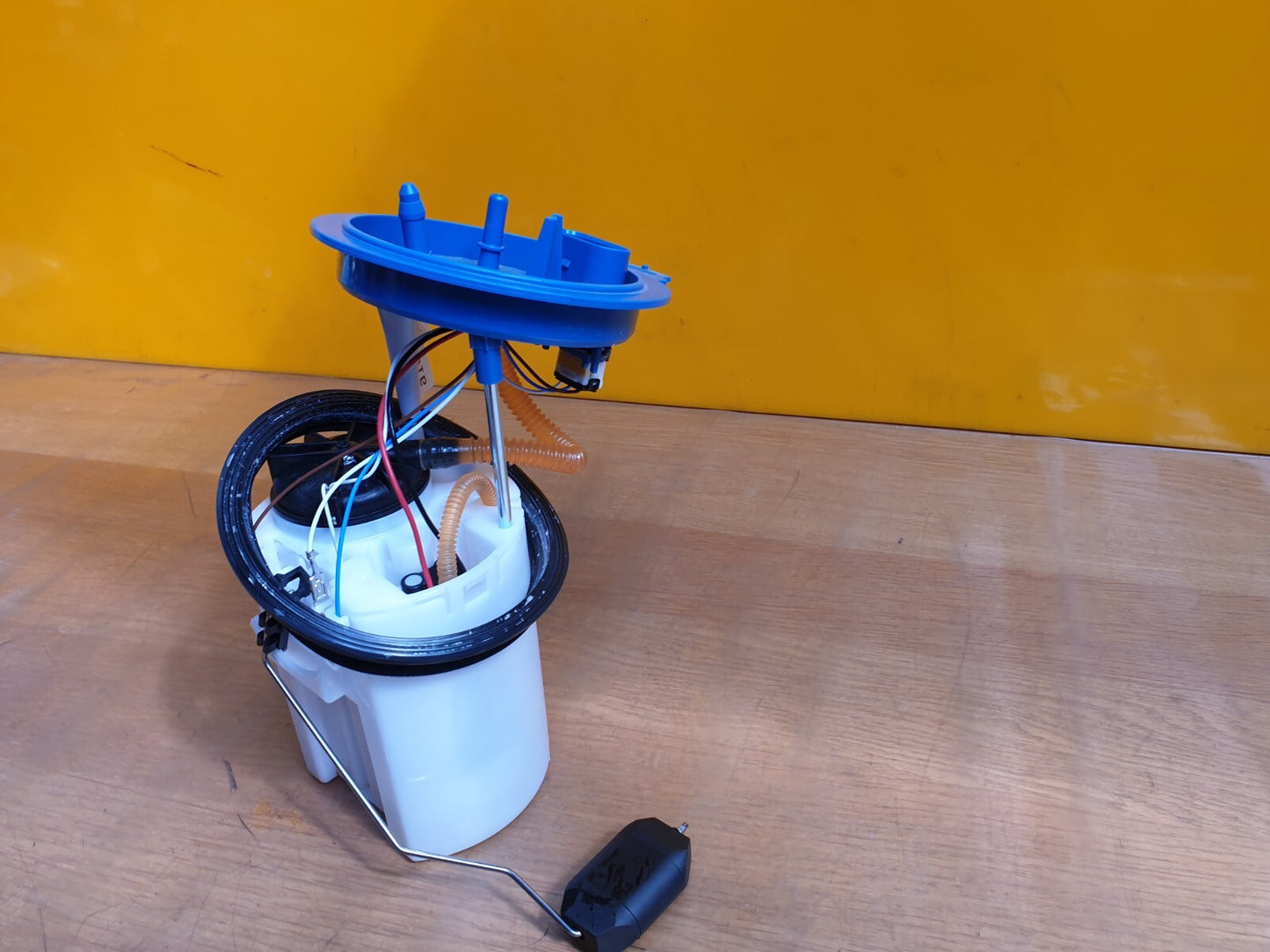 ✅2024 VW TAIGO R-LINE 1.0P FUEL PUMP SENDING UNIT 2Q0919051L + WARRANTY A162