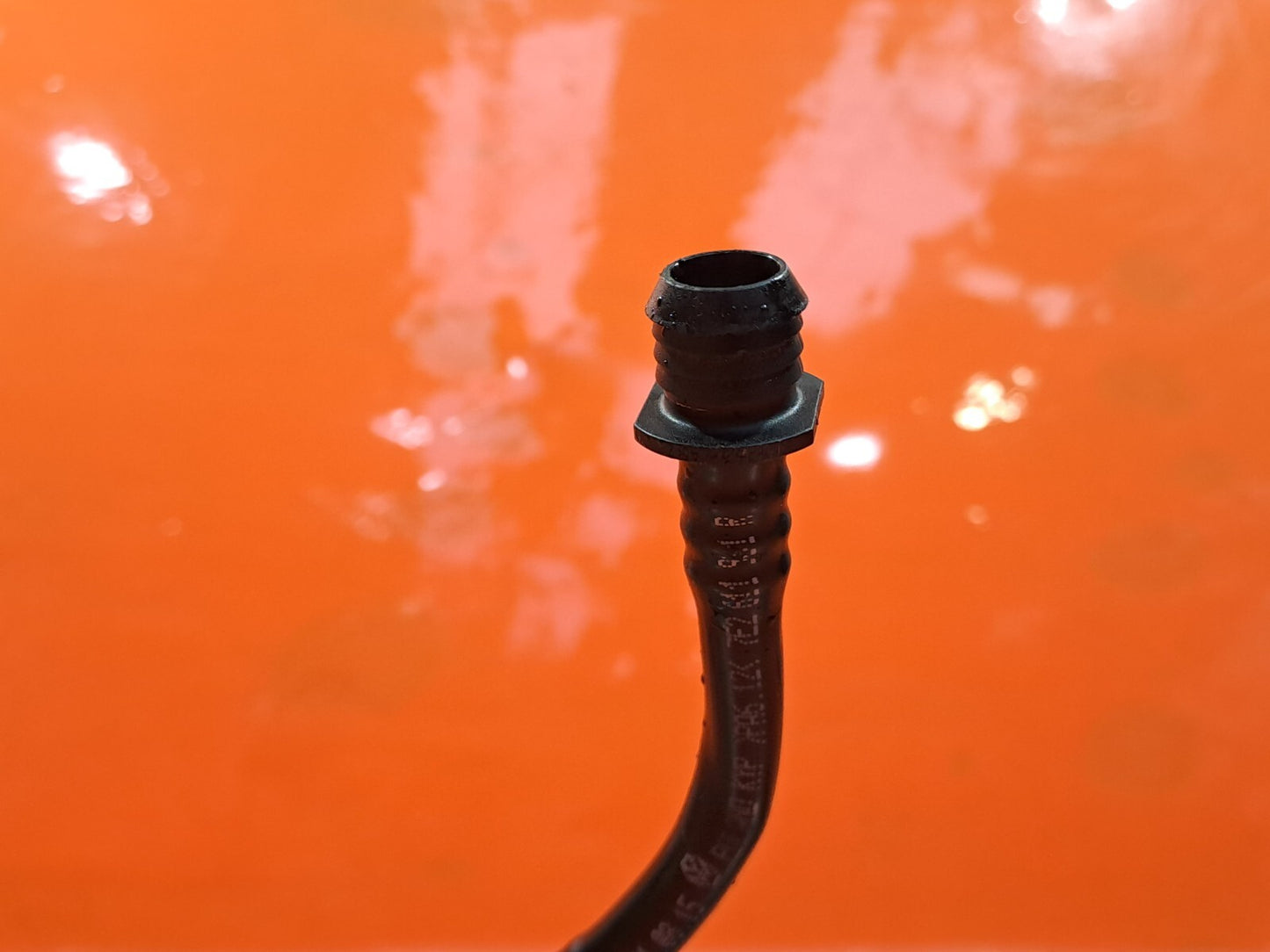 VW TRANSPORTER T6 2.0 DIESEL 2016 VACUUM PIPE HOSE 7E2611931R Warranty A225
