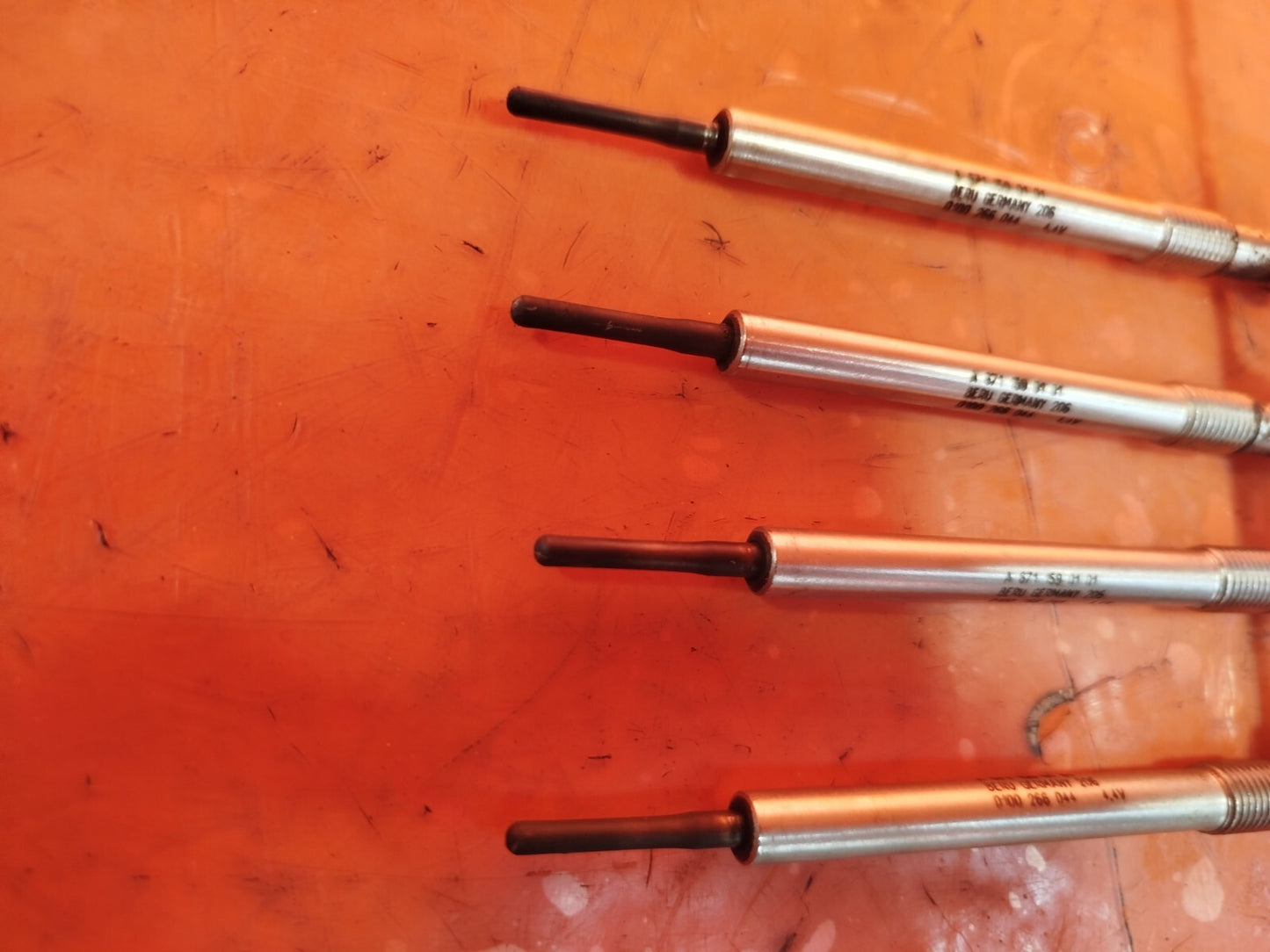 ✅SSANGYONG KORANDO S 2.0 DIESEL 2013 GLOW PLUG 1x 0100266044 A6711590101 A282