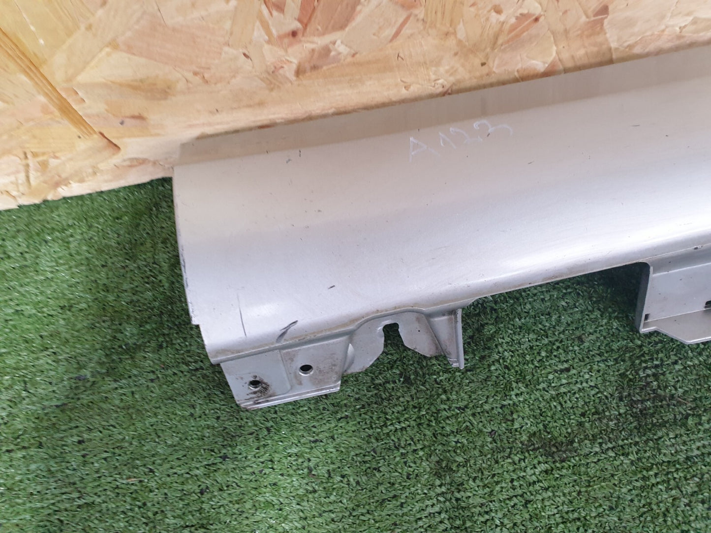 ✅MERCEDES C200 W205 2.0 PETROL 2016 RIGHT SIDE SKIRT SILVER A2056900240 A123