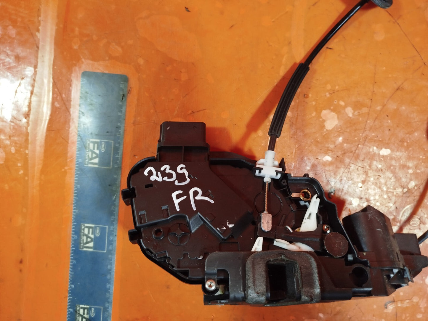✅LAND ROVER DISCOVERY 4 L319 3.0 DIESEL 2011 FRONT RIGHT DOOR LOCK 6W8A21812GD