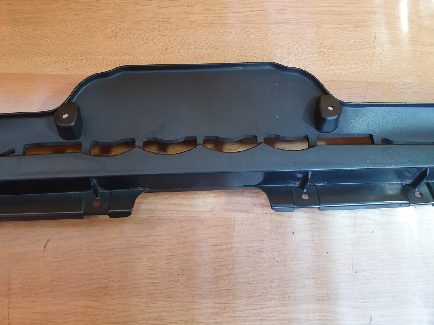 ✅AUDI Q2 S-LINE 1.4 PETROL 2017 FRONT BUMPER GRILLE SUPPORT 81A853037 Warranty