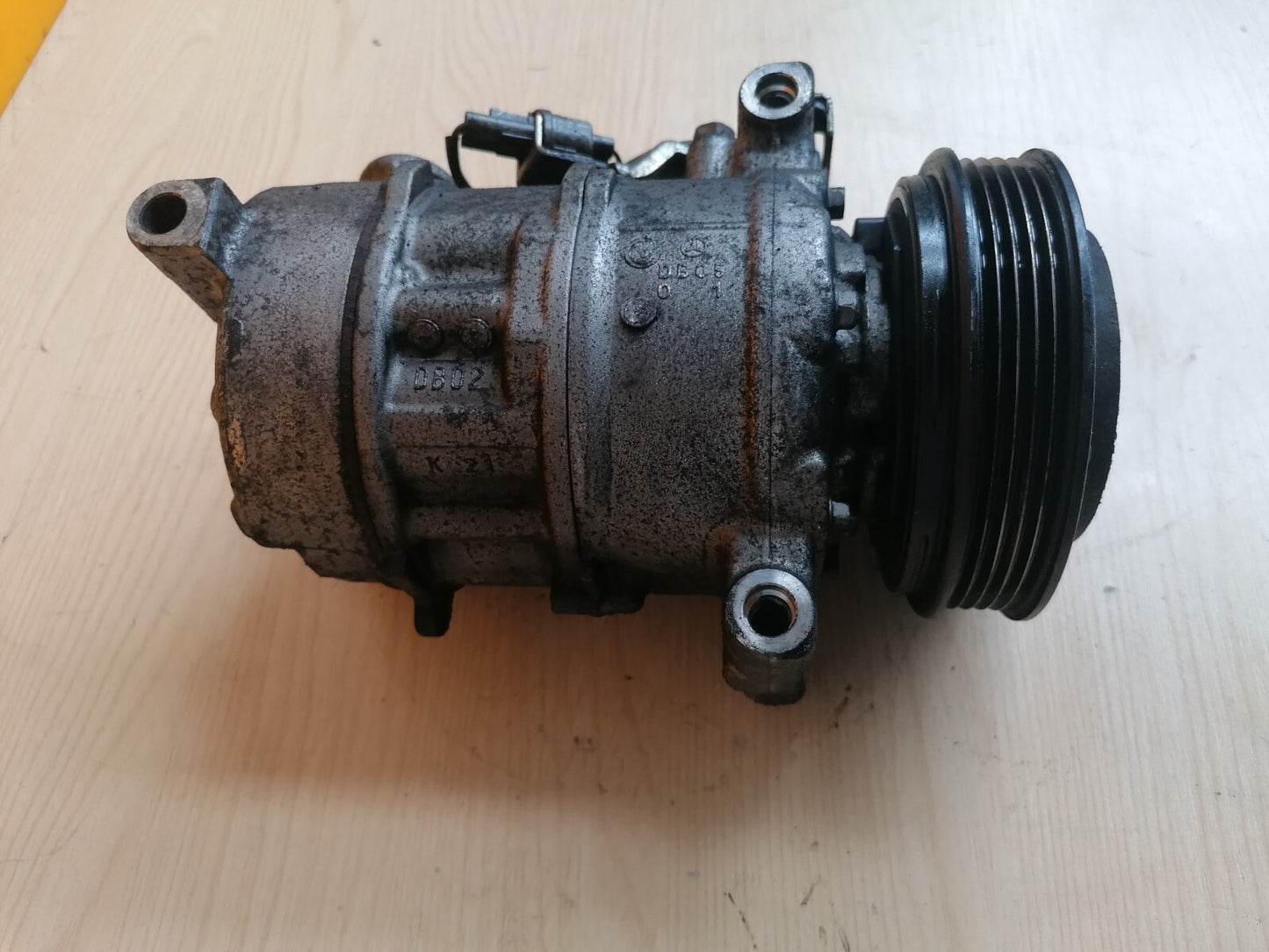 MERCEDES A200 W176 2.1 DIESEL 2015 AIR CON PUMP COMPRESSOR A0038304460 A047
