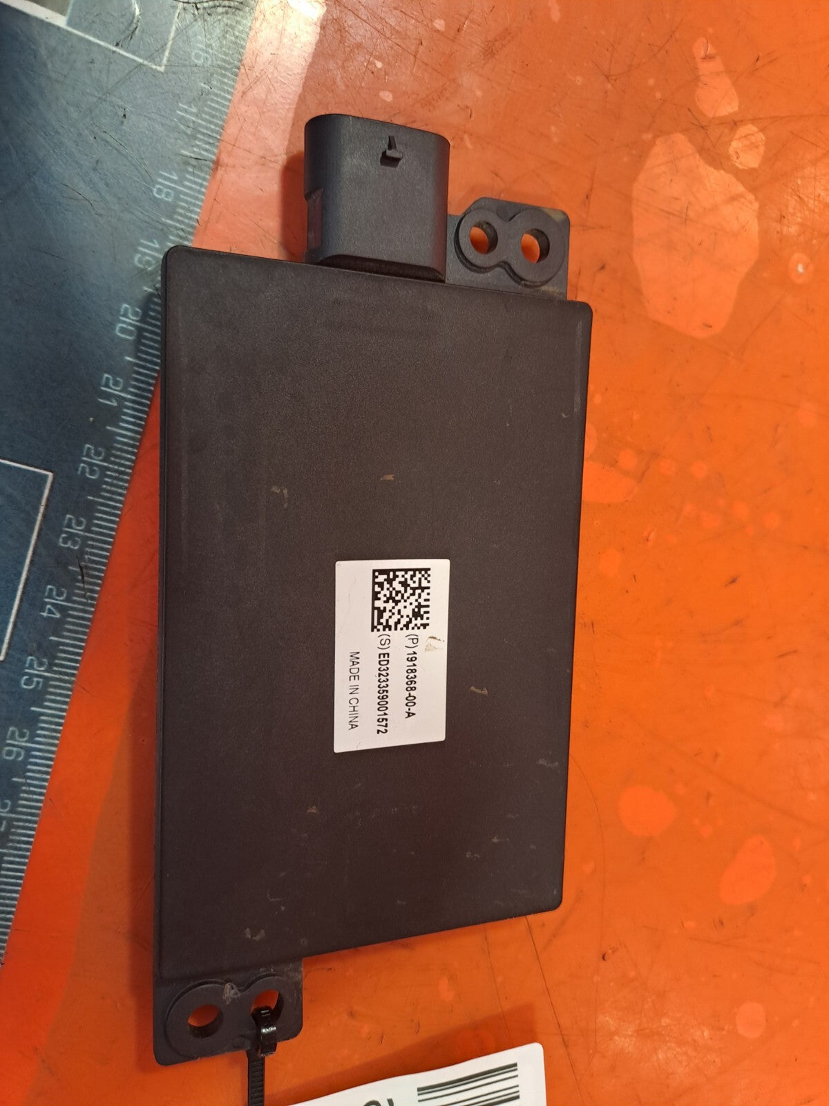 TESLA MODEL 3 LONG 2024 REAR BUMPER MODULE 1918368-00-A Warranty A207