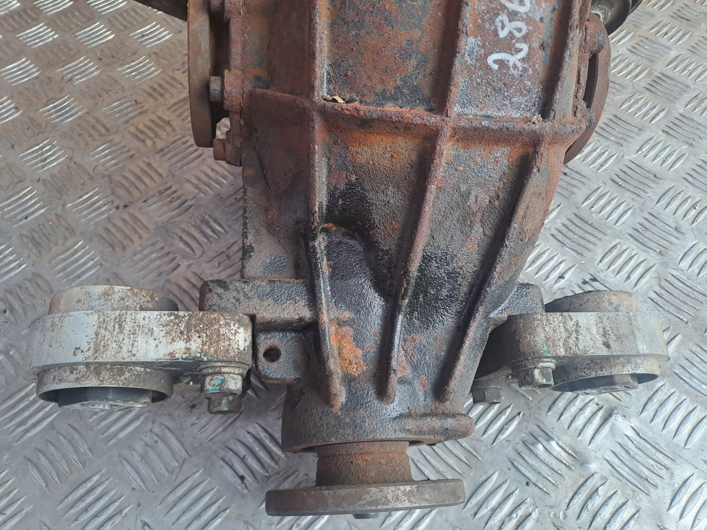 ✅SSANGYONG RODIUS TURISMO 2.2 DIESEL 2017 REAR DIFF DIFFERENTIAL K4311521020