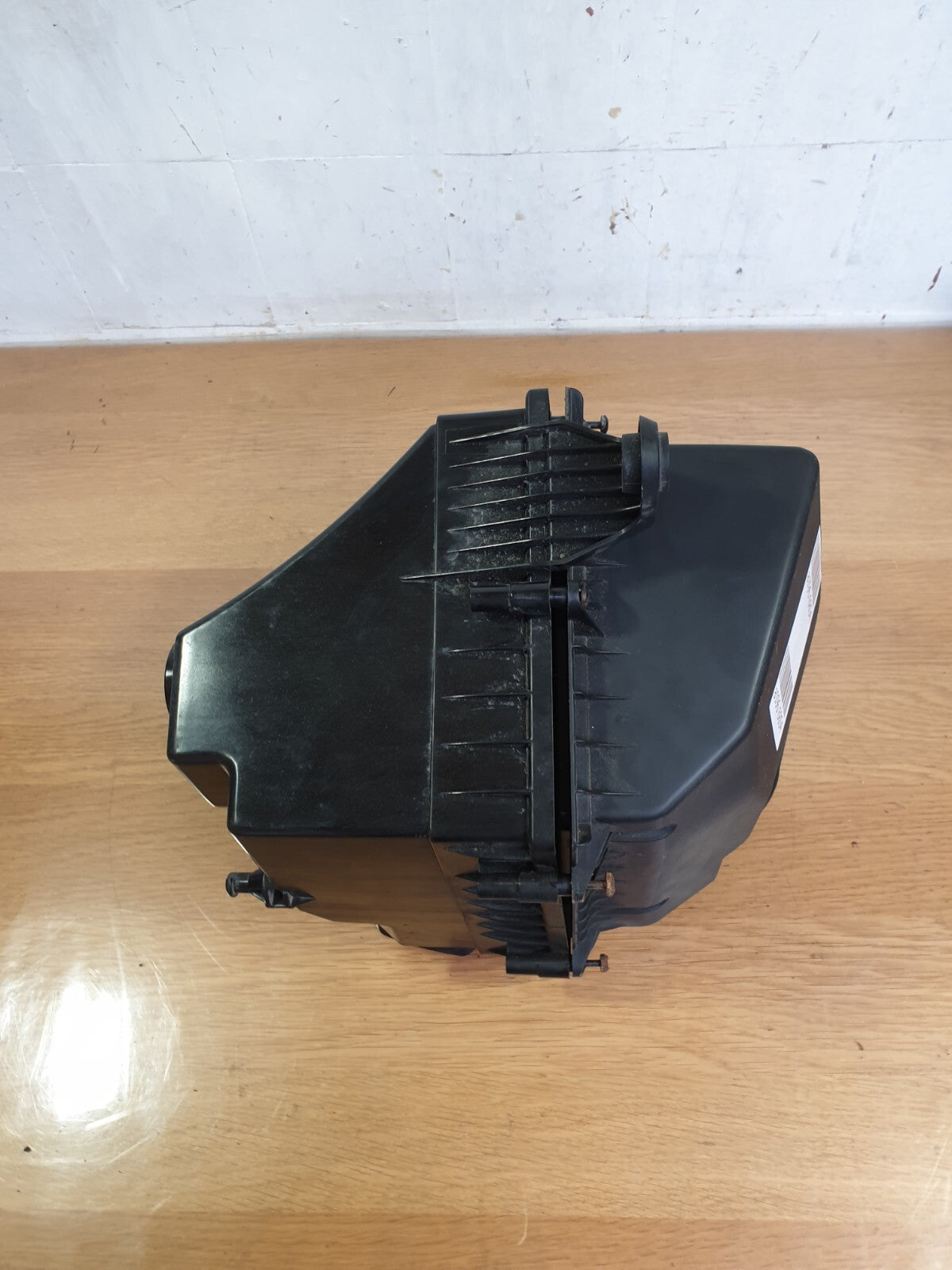 JAGUAR F-PACE X761 3.0 PETROL 2017 AIR FILTER BOX OEM GX739H736AA GX739600AB