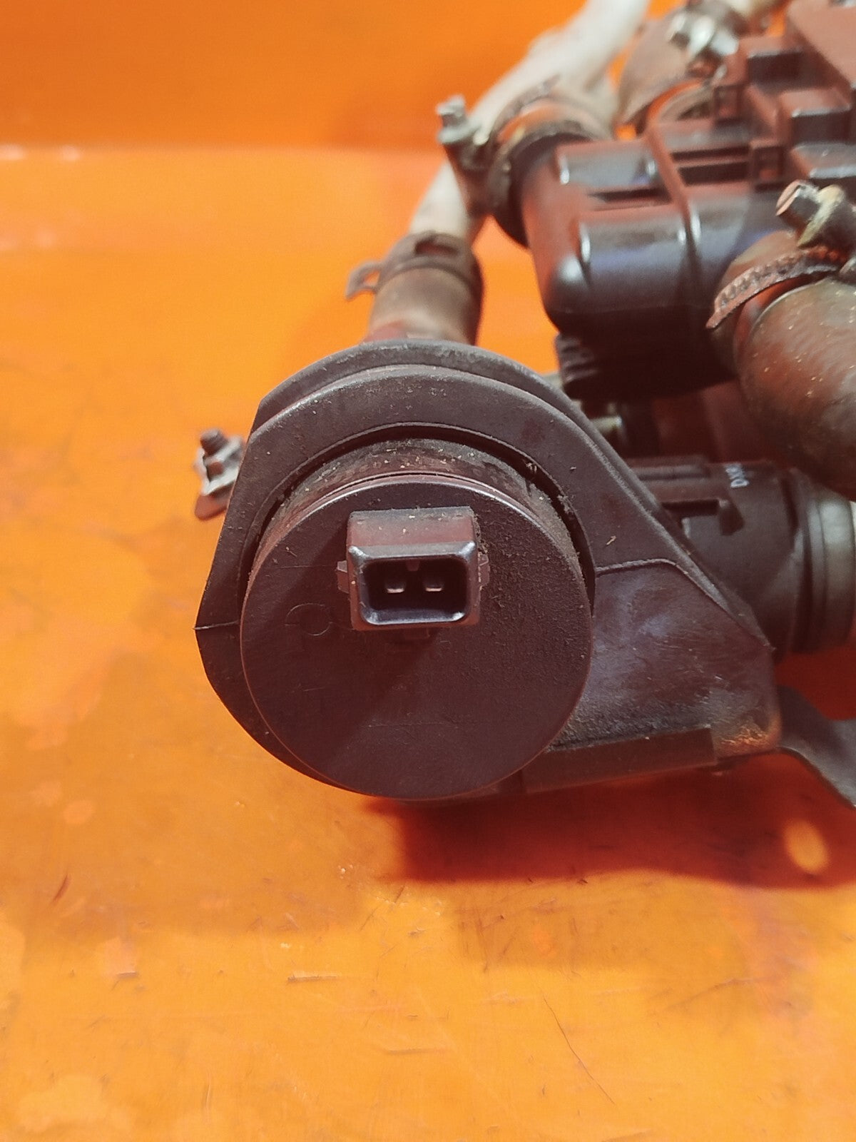 ✅2011 LAND ROVER RANGE ROVER L322 4.4D HEATER CONTROL VALVE XH42-18B619-AA A243