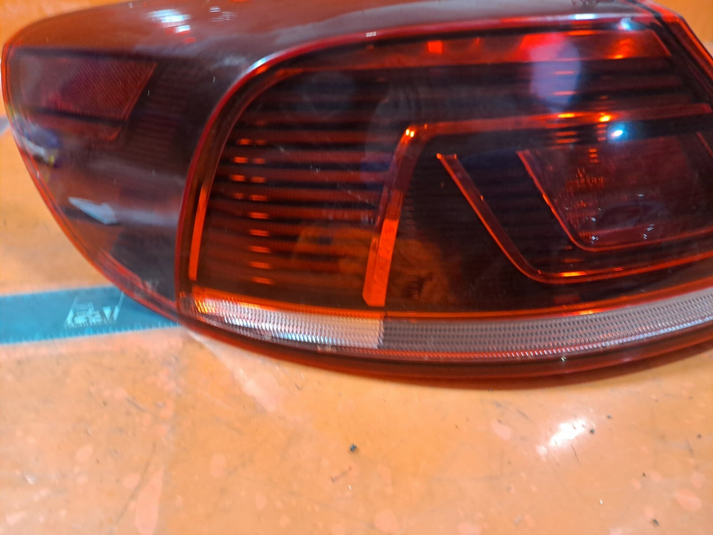 ✅VW PASSAT CC GT 2.0 DIESEL 2013 REAR LEFT OUTER TAILLIGHT Warranty A246