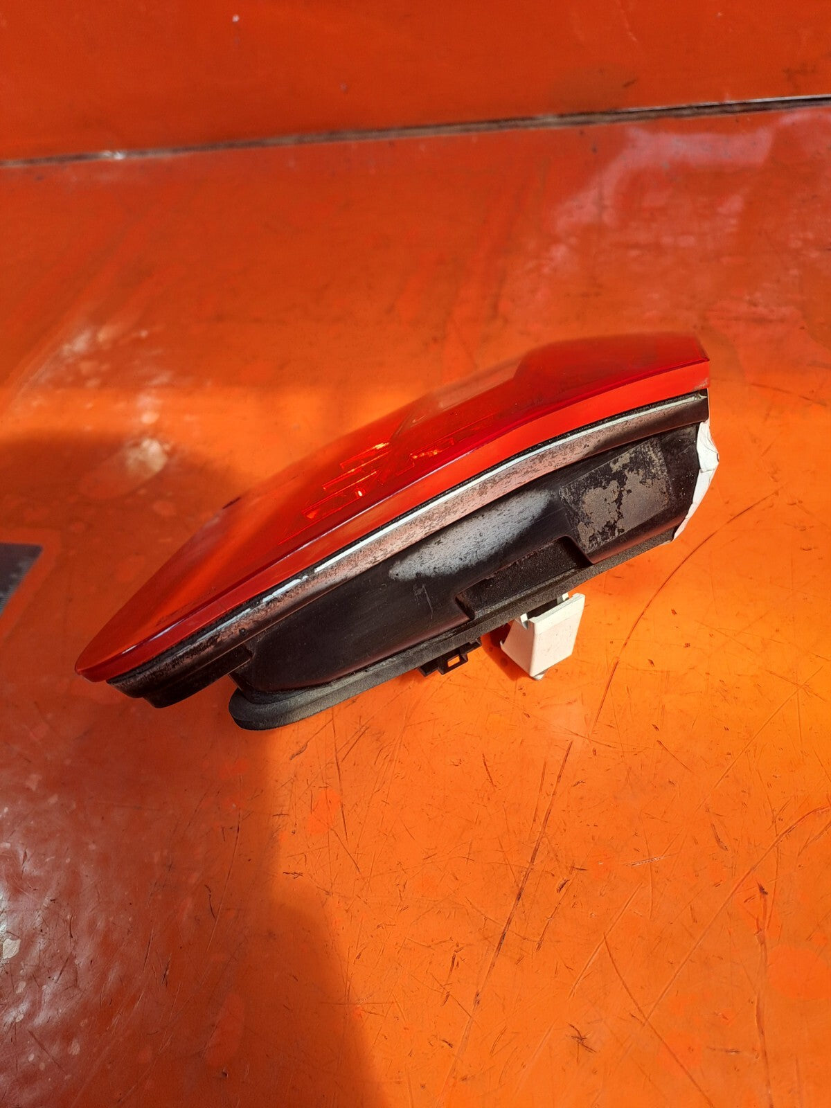 ✅2011 MERCEDES E CLASS W212 REAR LEFT INNER TAIL LIGHT A2129060358 + WARRANTY