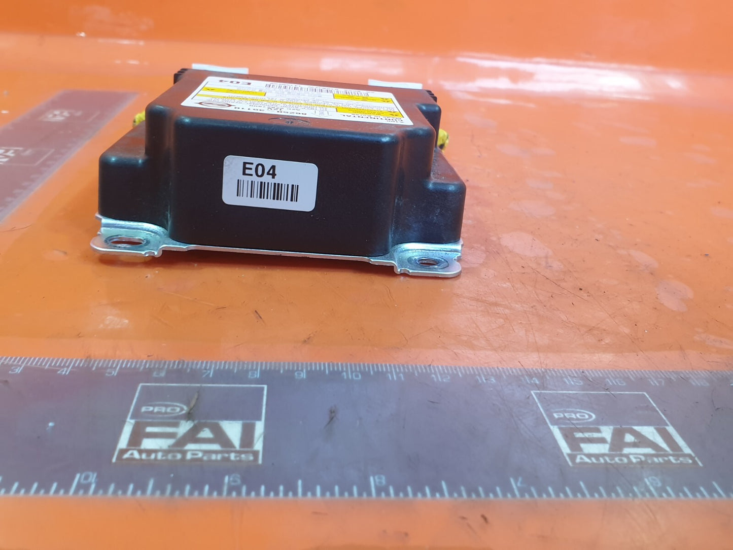 SSANGYONG TIVOLI ELX 1.6 PETROL 2015 AIRBAG CONTROL MODULE UNIT 86250-35110 A221