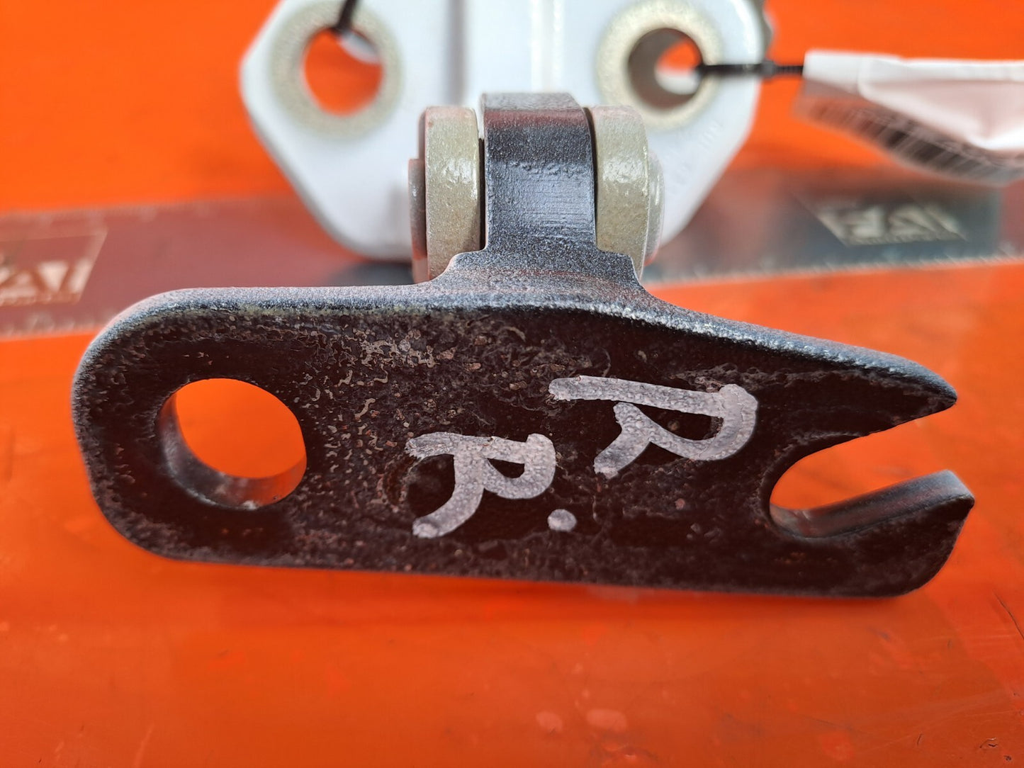 TESLA MODEL 3 LONG 2024 REAR RIGHT DOOR HINGES RUL-631-D Warranty A207