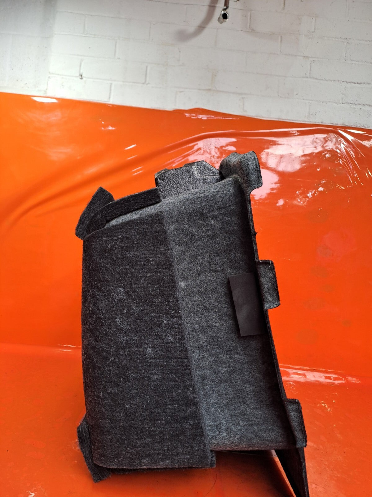 TESLA MODEL 3 LONG 2024 REAR TRUNK BOOT FLOOR STORAGE CARPET 1752608-10-D A207