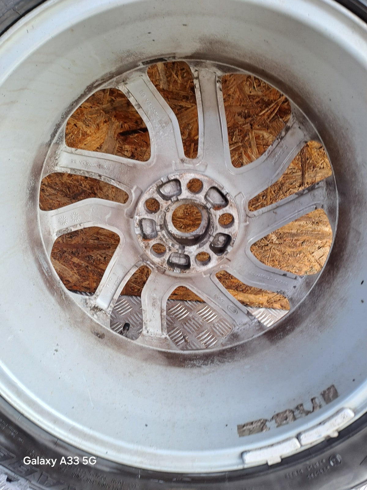 ✅LAND ROVER DISCOVERY 4 ALLOY WHEEL WITH TYRE 255/55 R20 FH22-1007-AA + WARRANTY