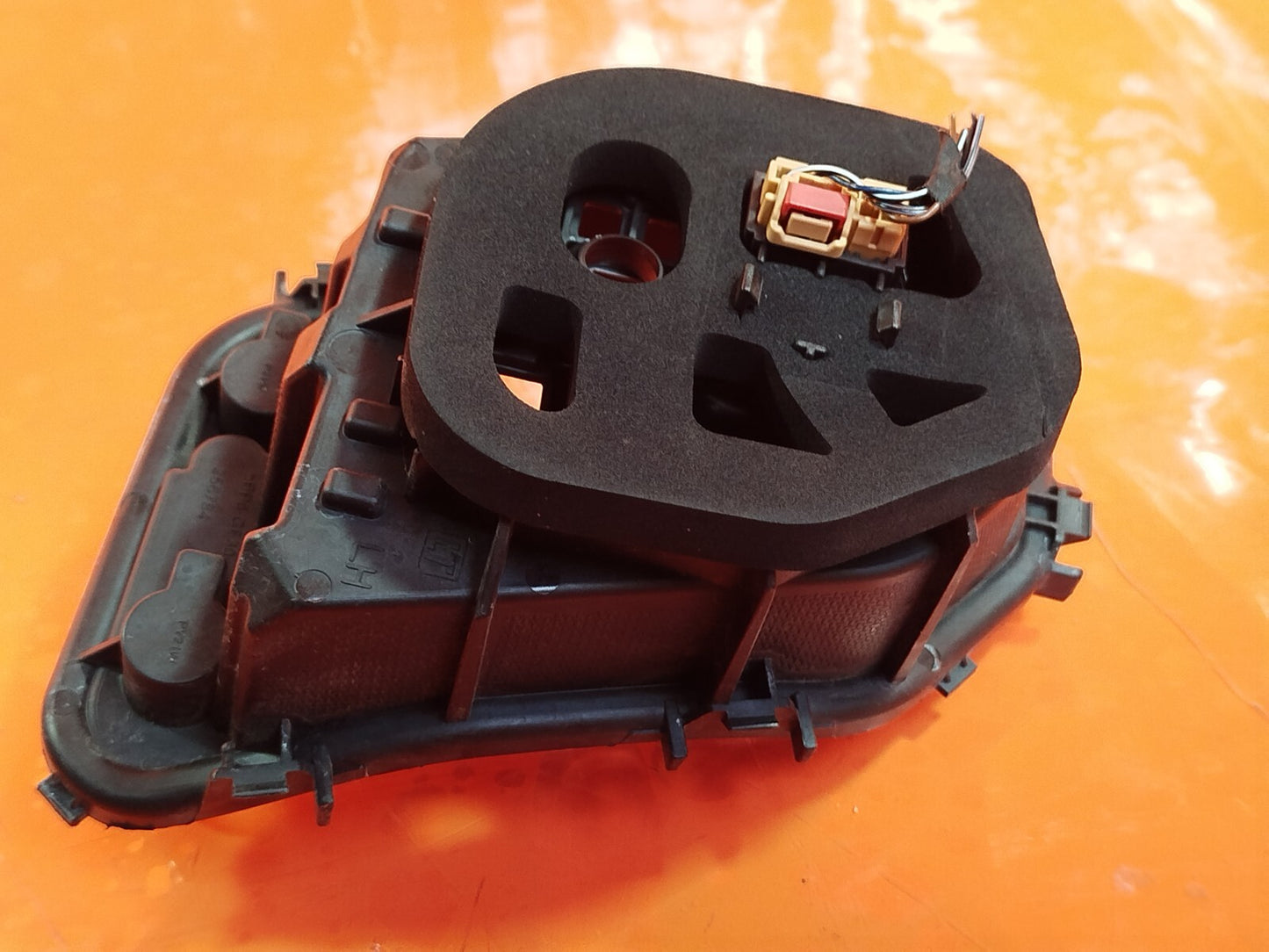 ✅VW POLO MATCH 1.0 PETROL 2021 REAR LEFT LIGHT BULB HOLDER 2GS945095 Warranty