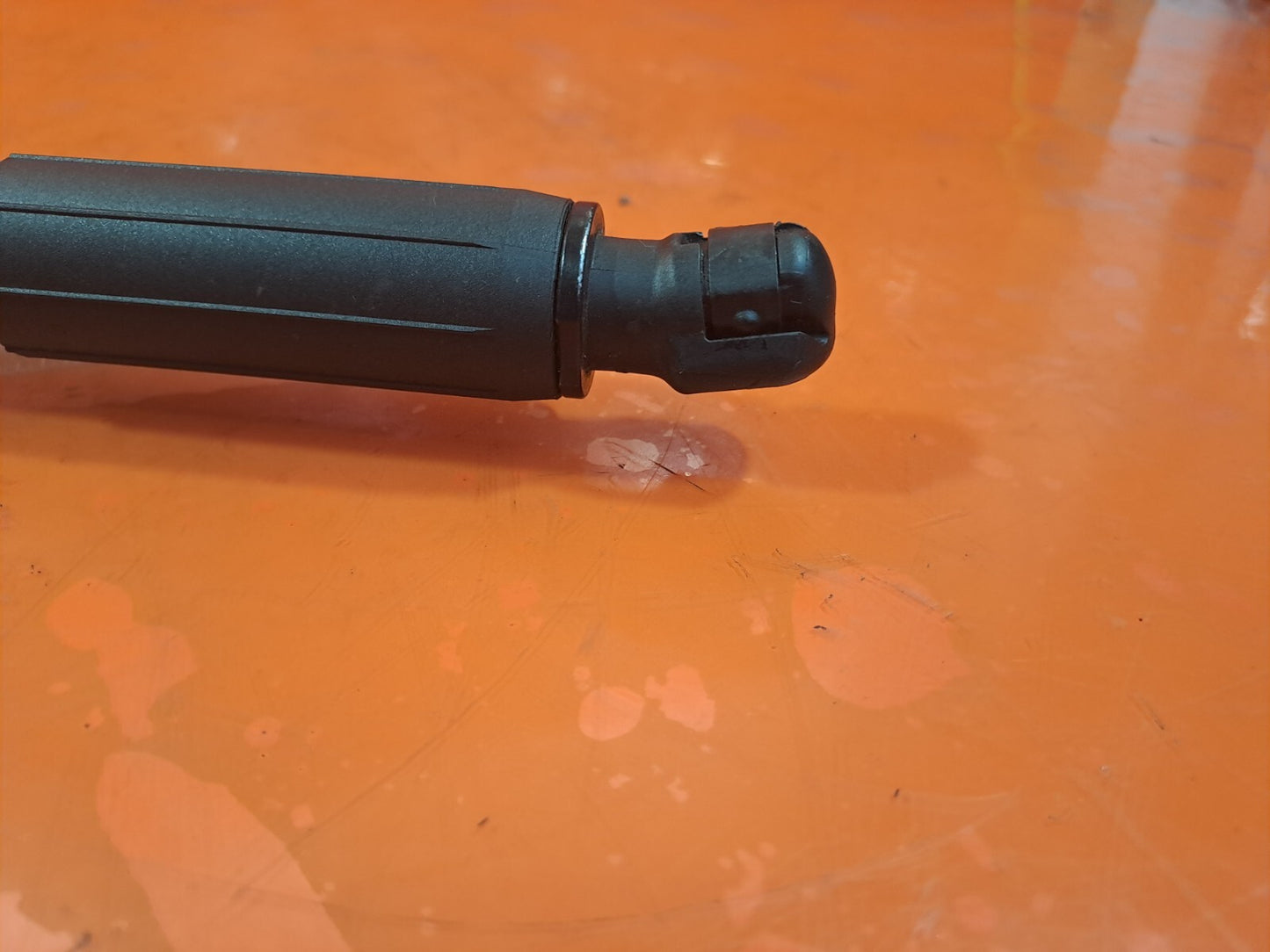 2024 TESLA MODEL 3 LONG TAILGATE BOOT LID STRUT RIGHT 1714866-00-D WARRANTY A207