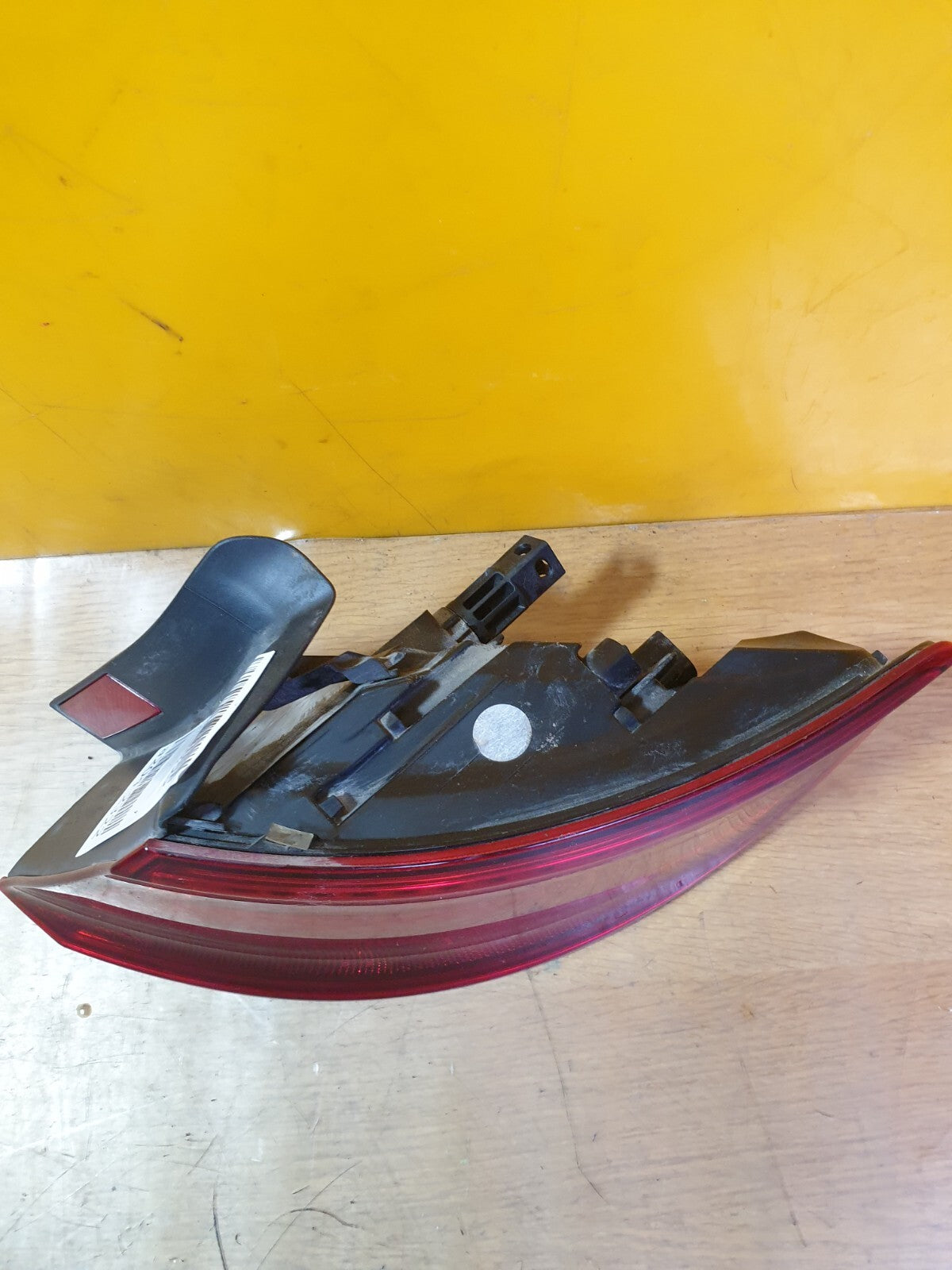 ✅AUDI A3 E-TRON 1.4 PETROL 2015 REAR RIGHT OUTER TAIL LIGHT 8V4945096D Warranty