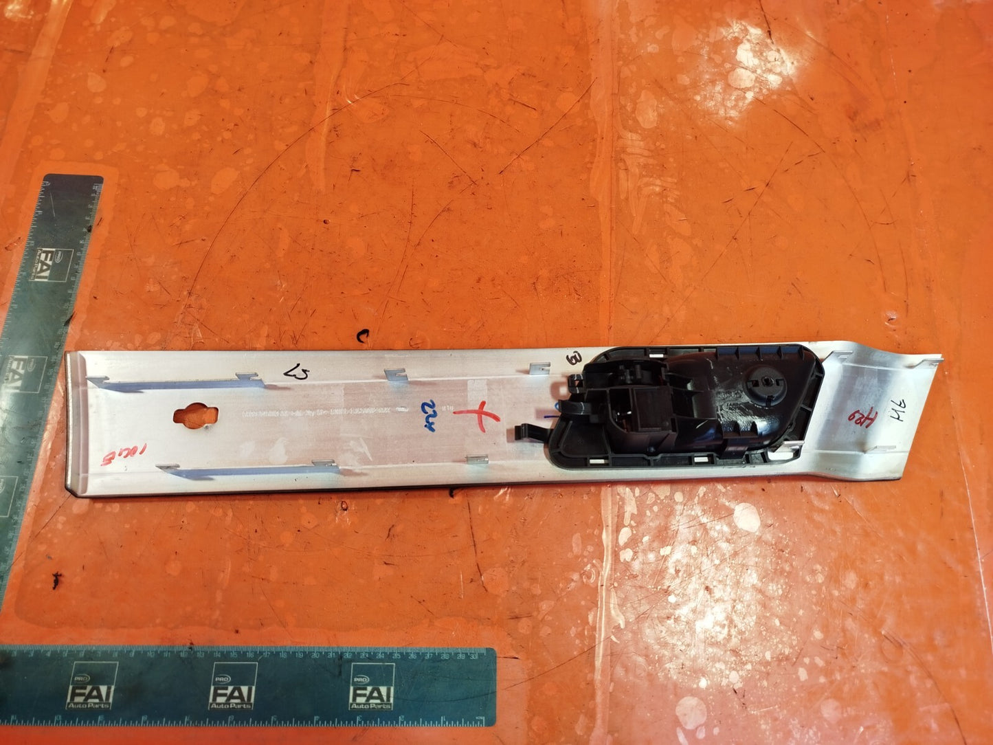 ✅LAND ROVER RANGE ROVER L320 2.7 DIESEL 2007 FRONT RIGHT INTERIOR HANDLE A284