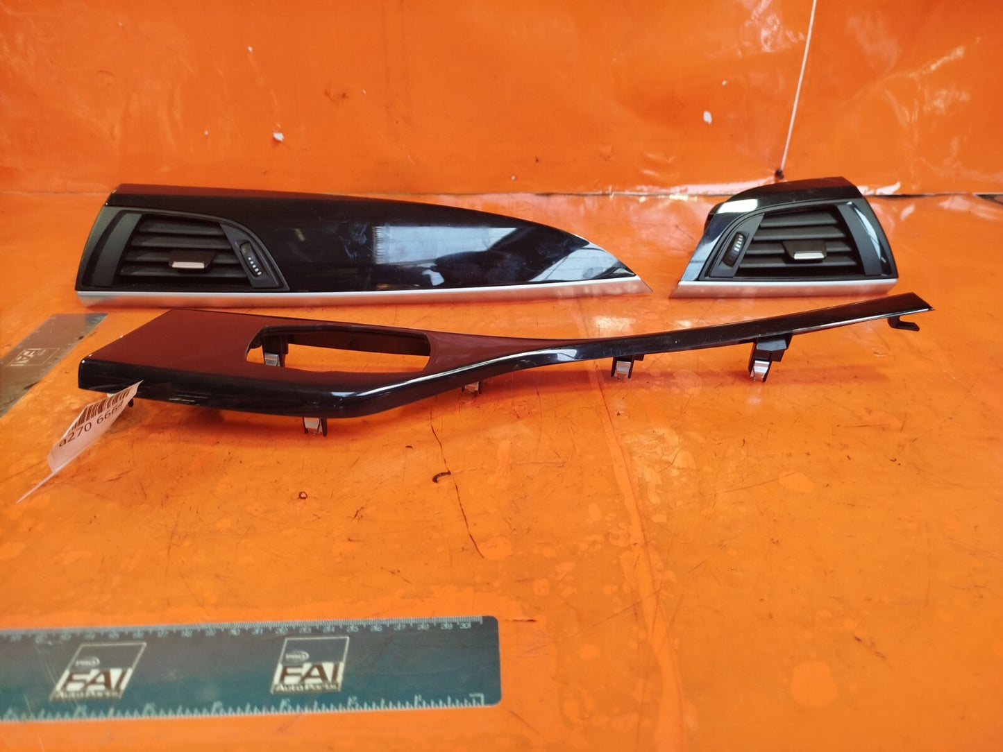 ✅BMW F20 116D URBAN 2.0 DIESEL 2012 DASHBOARD AIR VENTS 9205355 9205356 9226073