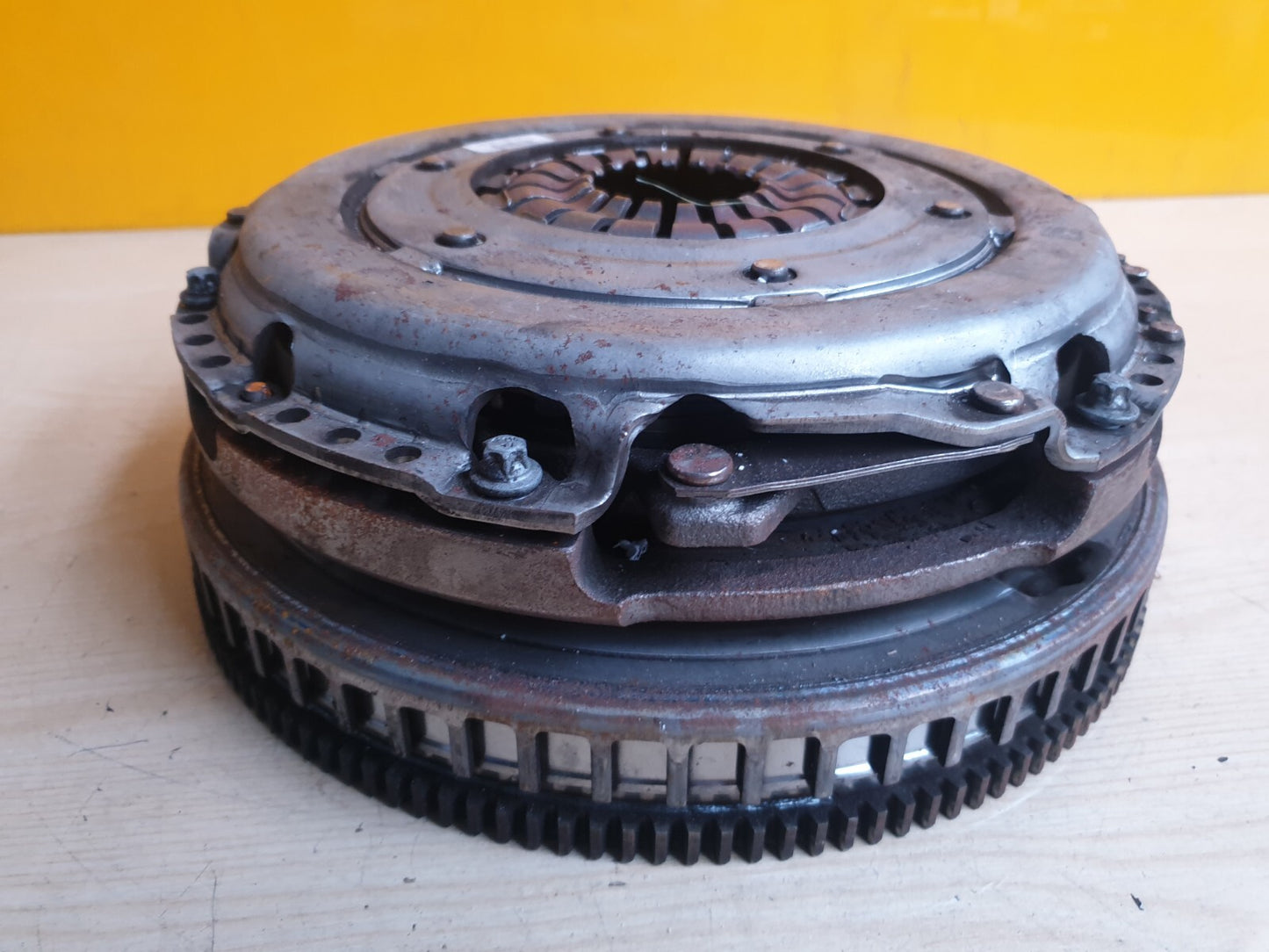 MERCEDES A-CLASS W177 1.3 PETROL 2019-2023 FLYWHEEL CLUTCH A2472500000 X00