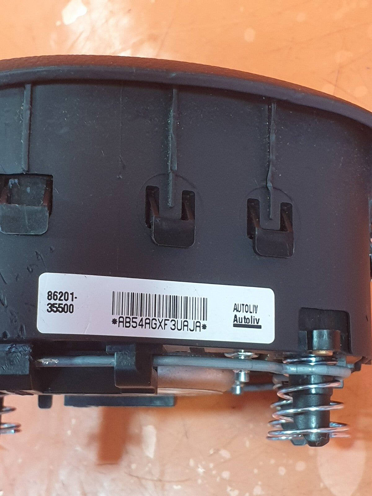 SSANGYONG TIVOLI ELX 1.6 PETROL 2015 MULTIFUNCTION STEERING WHEEL 86201-35500