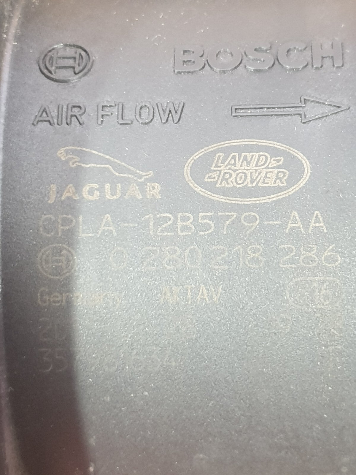 ✅JAGUAR F-PACE X761 3.0 PETROL 2017 AIR FLOW MASS METER SENSOR CPLA12B579AA A196