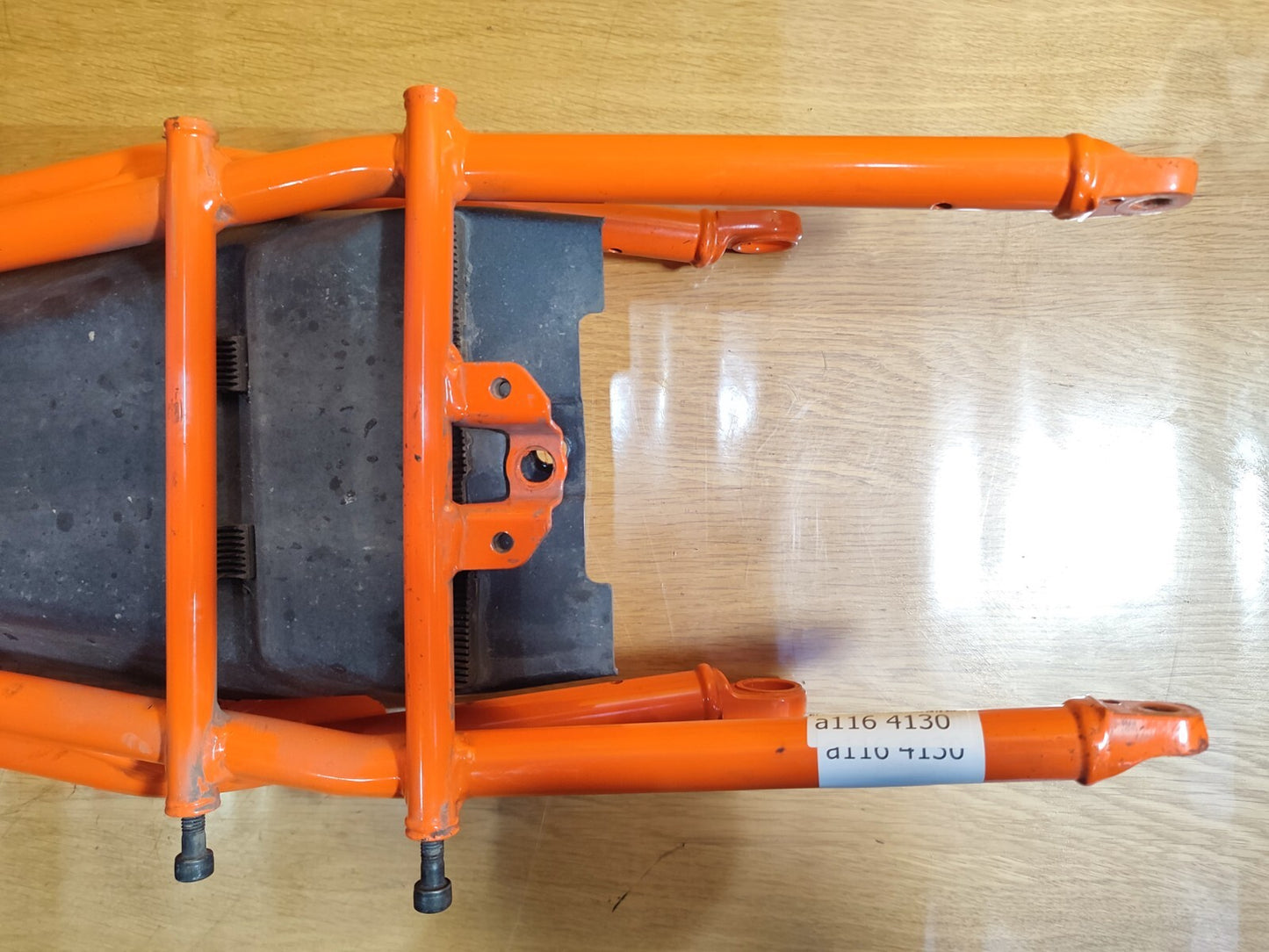 ✅KTM RC125 PETROL 2023 SEAT SUBFRAME Warranty A116
