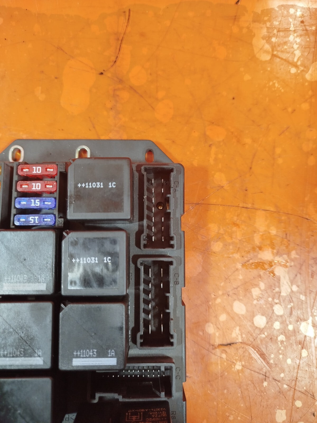 ✅2011 LAND ROVER RANGE ROVER L322 4.4D FUSE BOX MODULE AH42-14A073-AB + WARRANTY