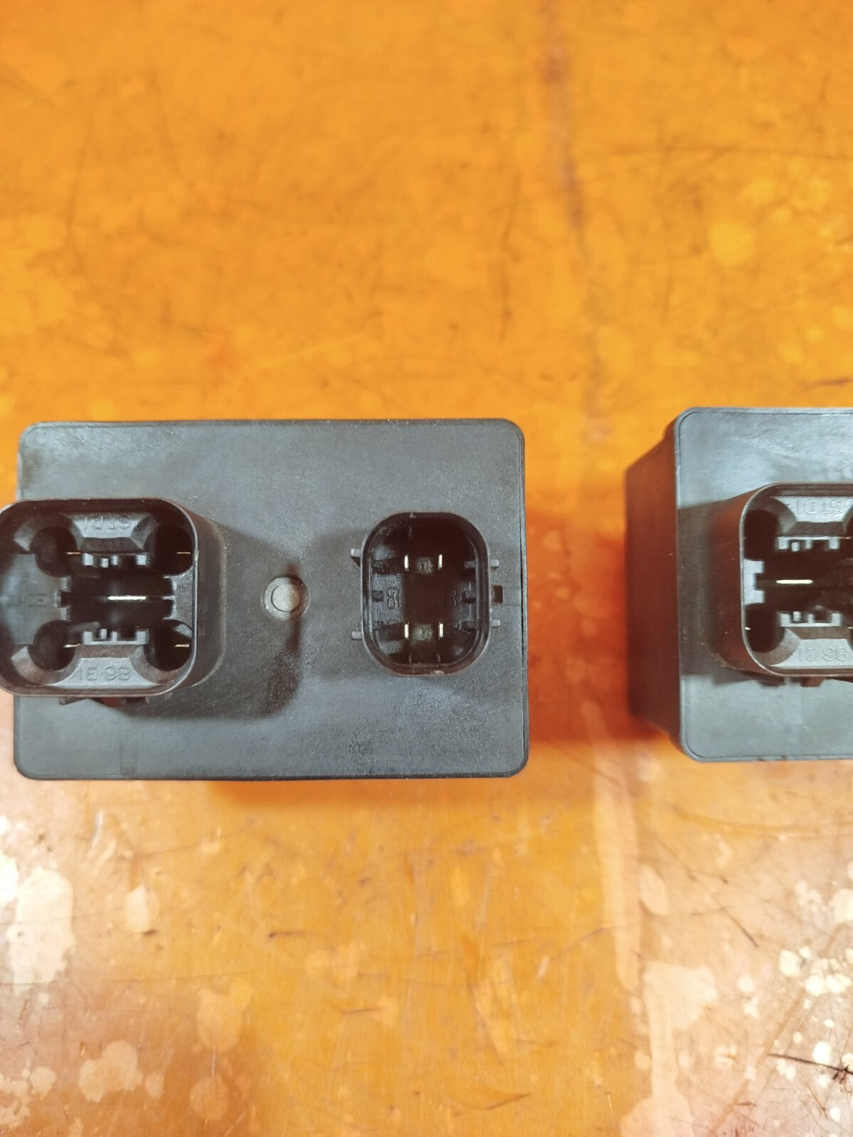 ✅2011 LAND ROVER RANGE ROVER L322 4.4 GLOW PLUG CONTROL MODULE x2 BH4Q-12B533-CA