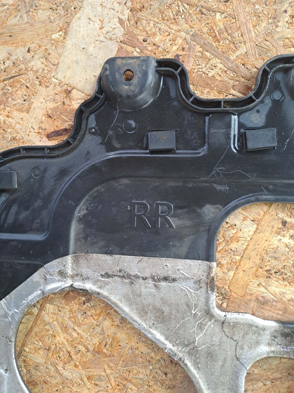 ✅Ssangyong Tivoli Ex 2016 1.6 Diesel Engine Under Tray 24380-35150 Damaged A279