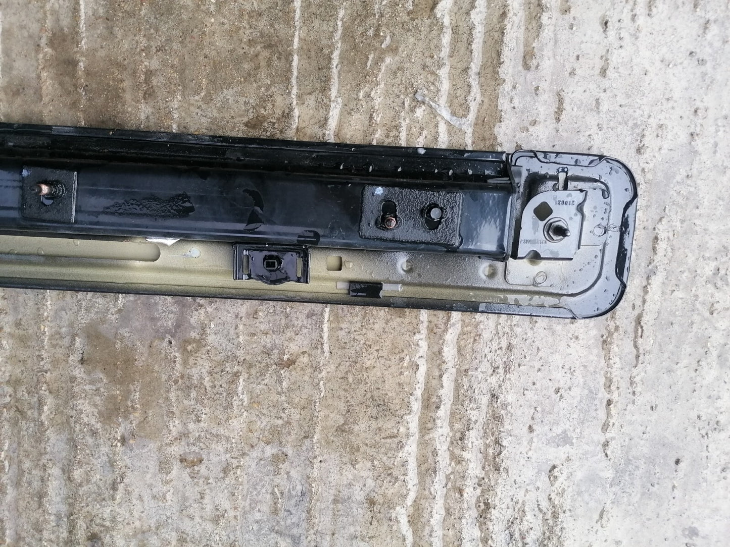 ✅2021 FORD TRANSIT CUSTOM 2.0D LEFT SLIDING DOOR RAIL TRIM BLACK JK21-V250A82-A