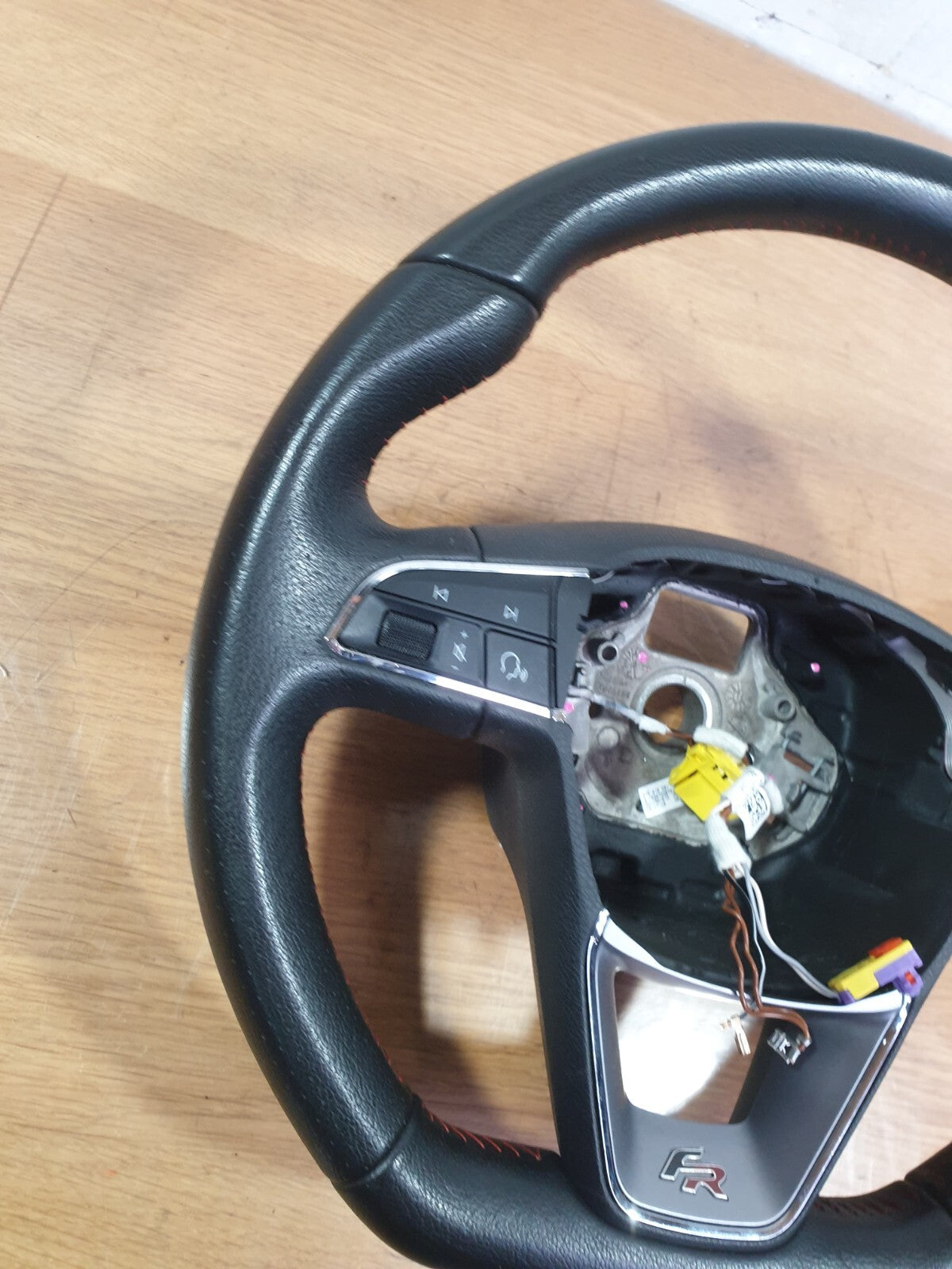 SEAT Arona Fr Tsi 1.0 Petrol 2019 MULTIFUNCTION STEERING WHEEL 575419091H A217