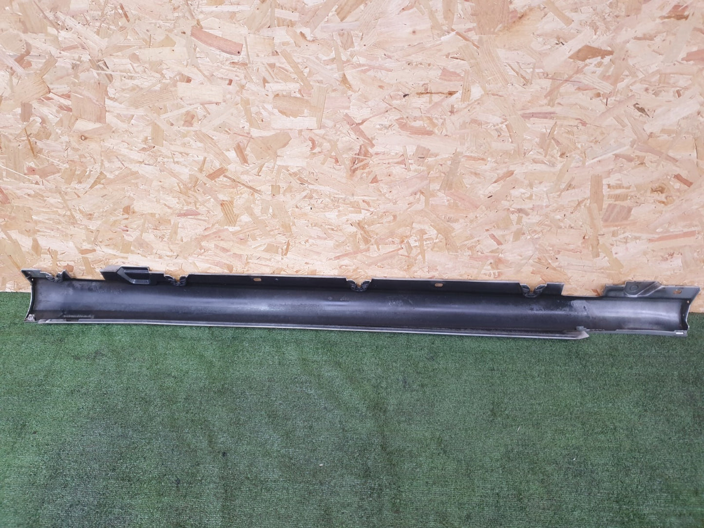 ✅MERCEDES C200 W205 2.0 PETROL 2016 RIGHT SIDE SKIRT SILVER A2056900240 A123