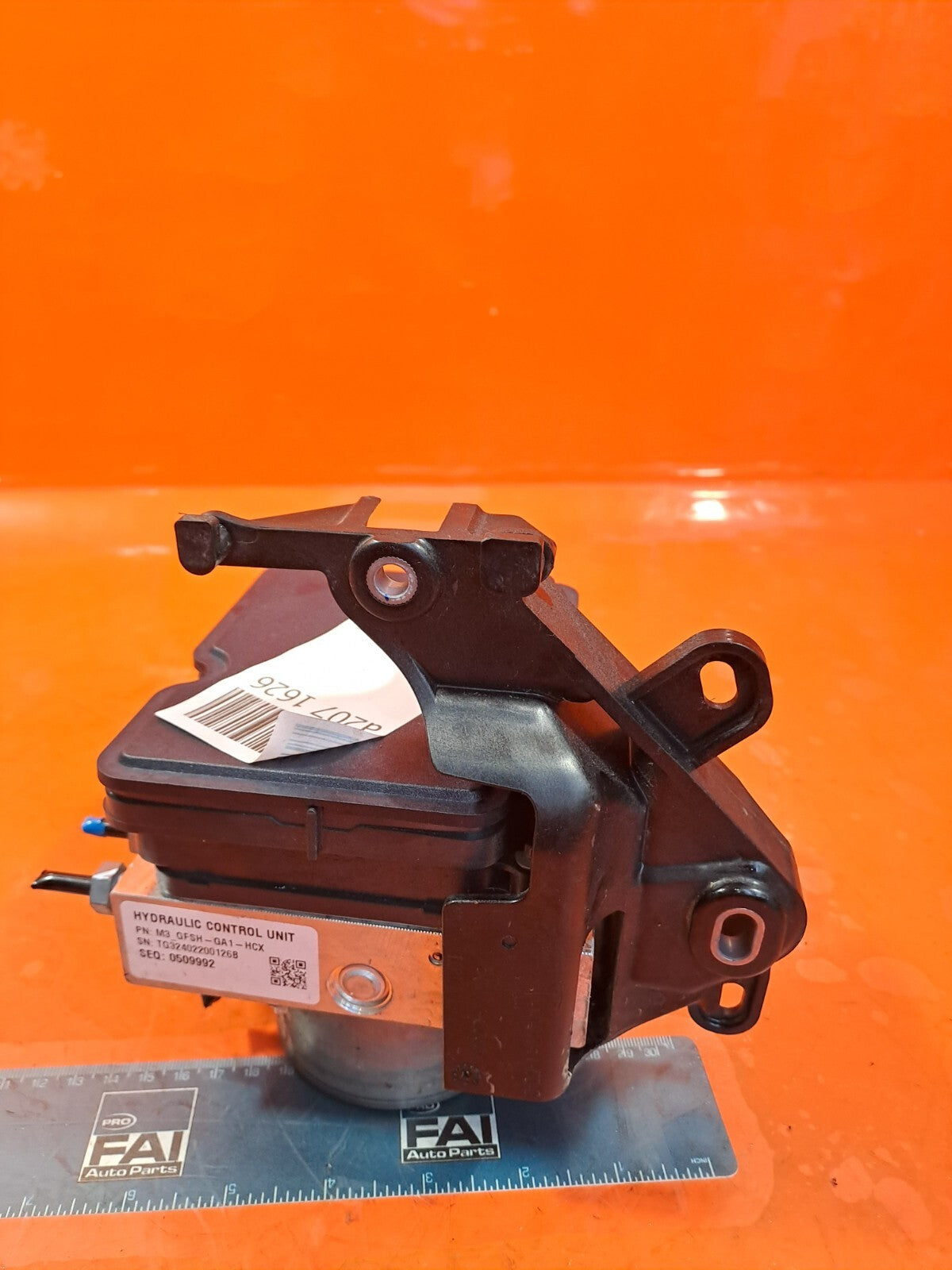 TESLA Model 3 Long 2024 PUMP MODULATOR CONTROL UNIT 1344741-00-B 1344745-00-A