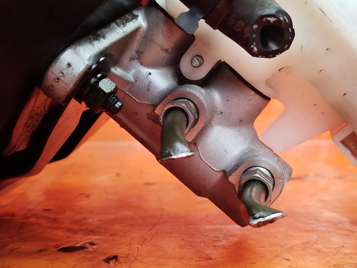 ✅Ssangyong Korando S 2013 2.0 Diesel Brake Servo And Master Cylinder A282