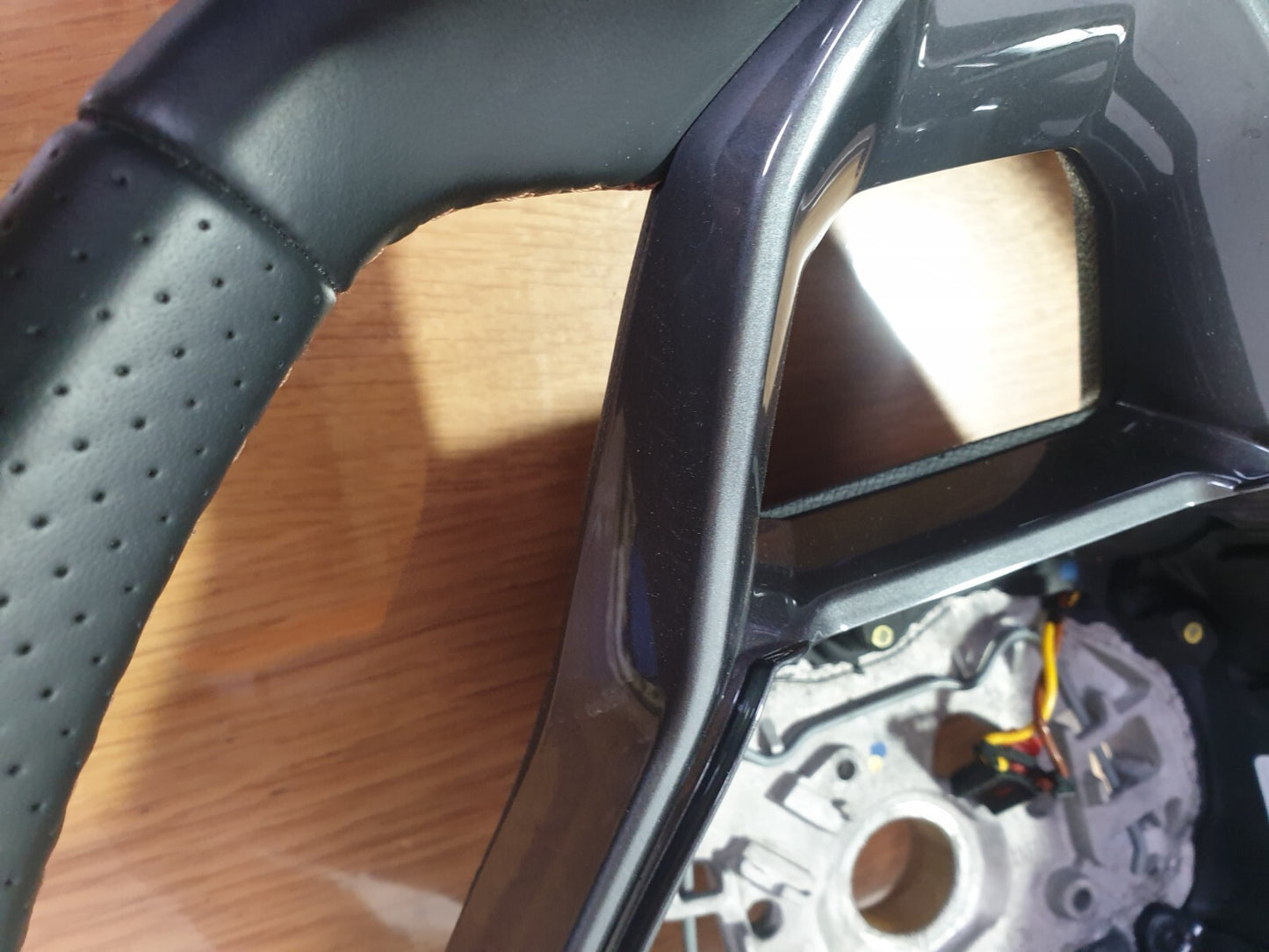 CUPRA BORN V2 Ev 2023 MULTIFUNCTION STEERING WHEEL 10E419091AB + WARRANTY А209